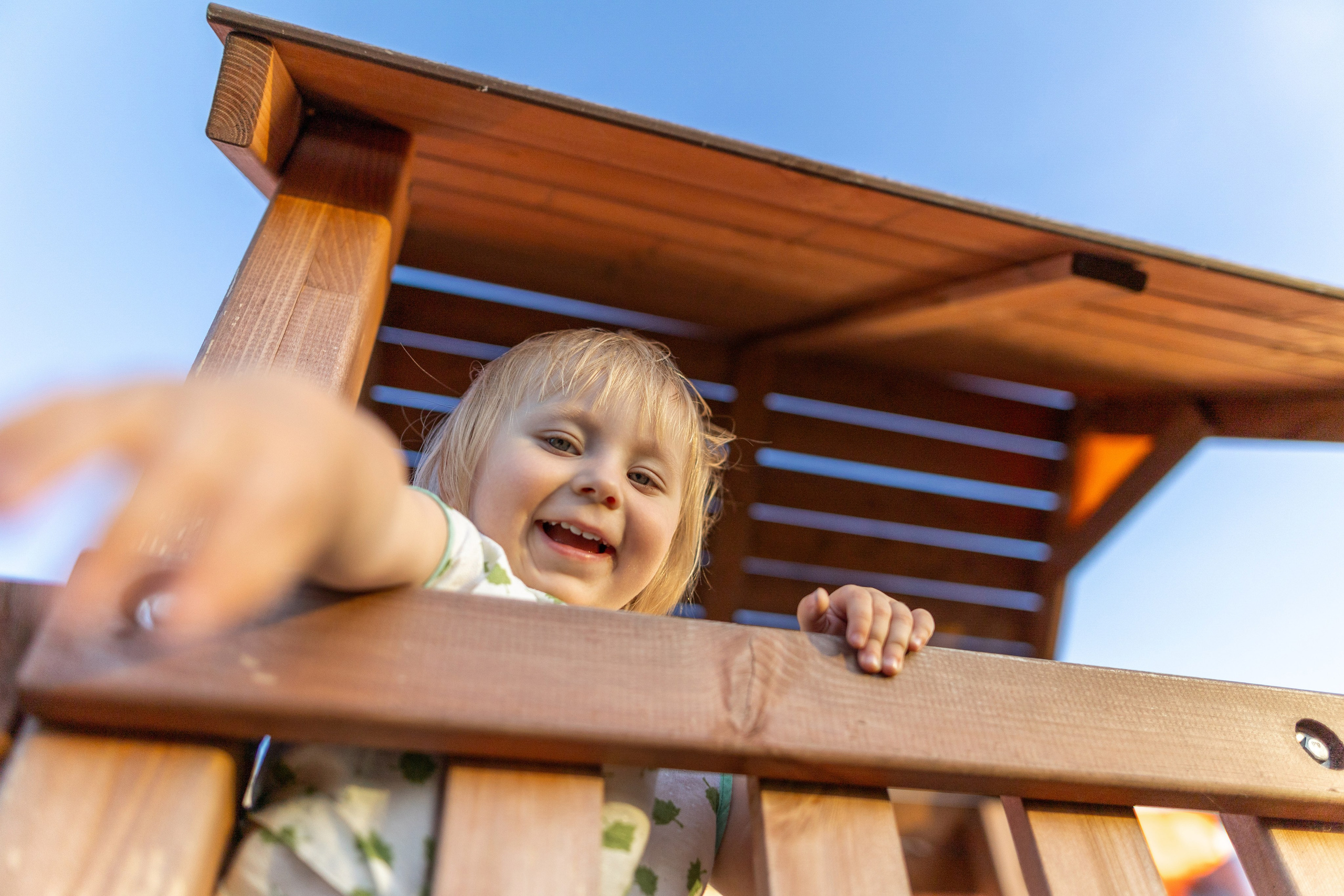Детская живая фотосессия. Профессиональный интерьерный и репортажный фотограф Минск и РБ. Максим Орлов