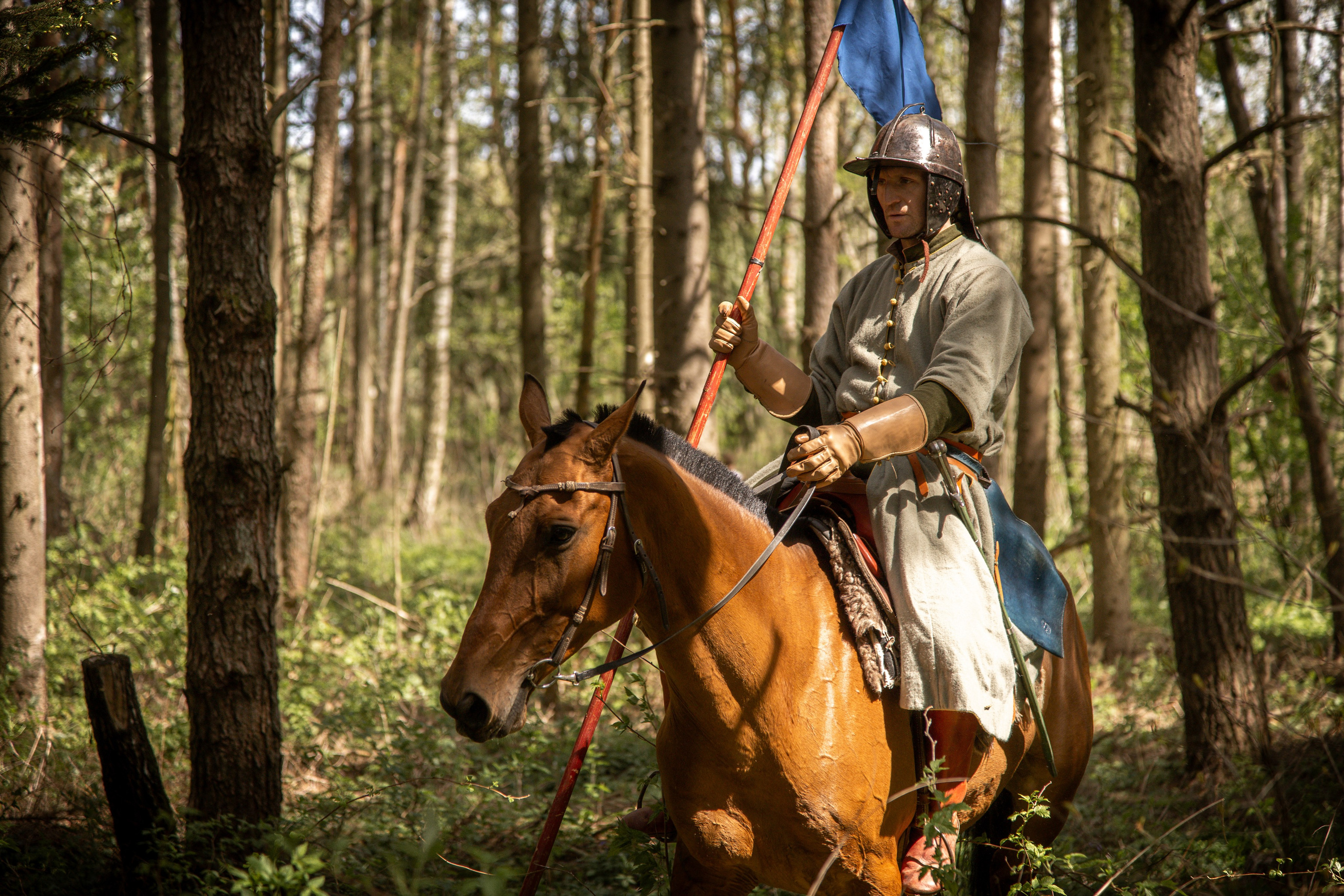 Золотая шпора. Огнем и мечем. День второй. Вылазка в лес. Штурм фортеции. Княжеский пир. Профессиональный интерьерный и репортажный фотограф Минск и РБ. Максим Орлов