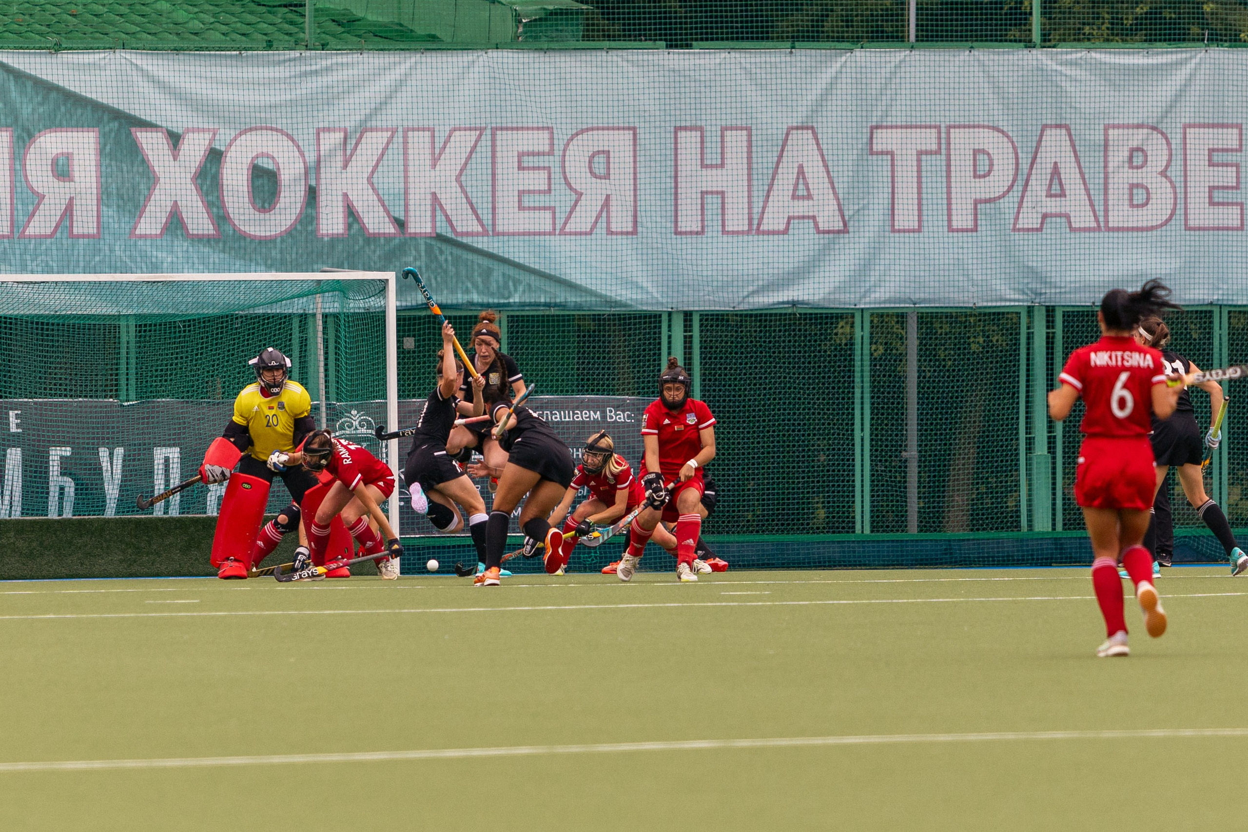 Хоккей на траве. Девушки. ХК Минск — ХК Виктория (Смолевичи) 10.06.2024. Профессиональный интерьерный и репортажный фотограф Минск и РБ. Максим Орлов