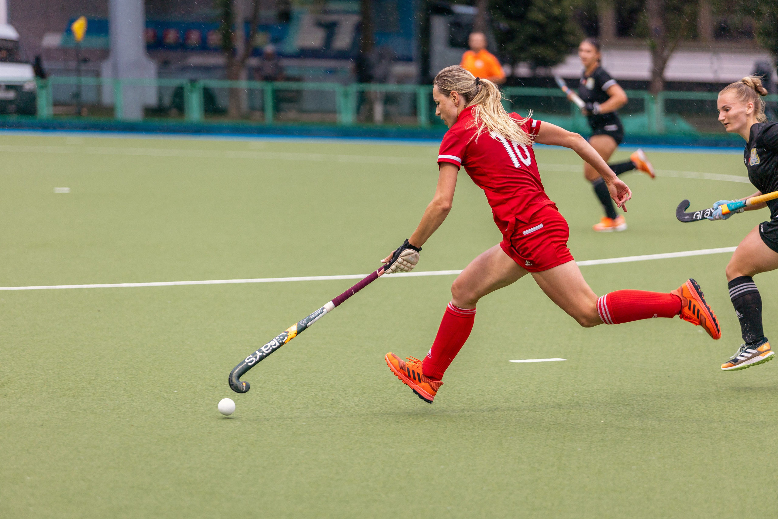 Хоккей на траве. Девушки. ХК Минск — ХК Виктория (Смолевичи) 10.06.2024. Профессиональный интерьерный и репортажный фотограф Минск и РБ. Максим Орлов