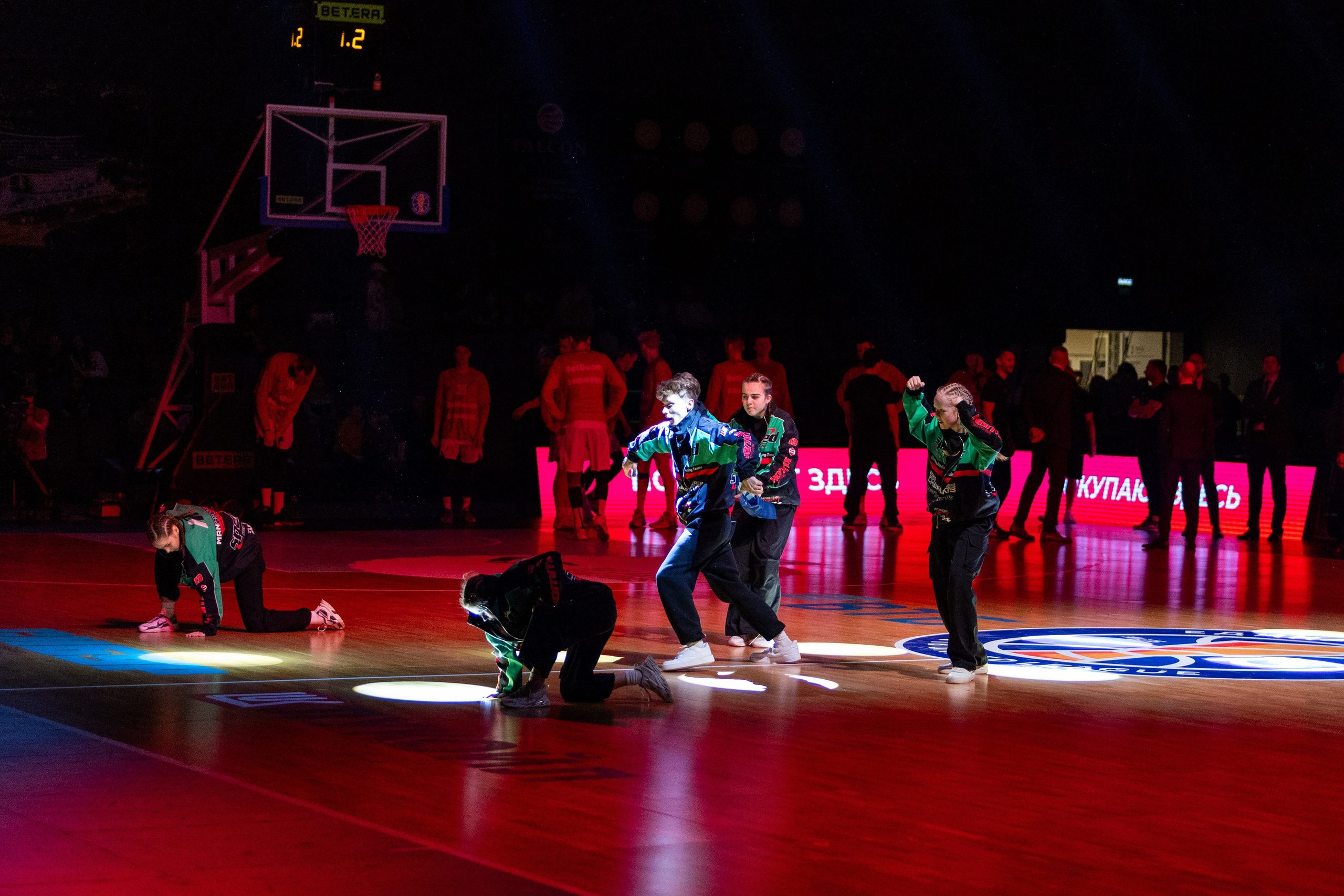 Баскетбол. Минск — MBA. 09.03.2024. Профессиональный интерьерный и репортажный фотограф Минск и РБ. Максим Орлов