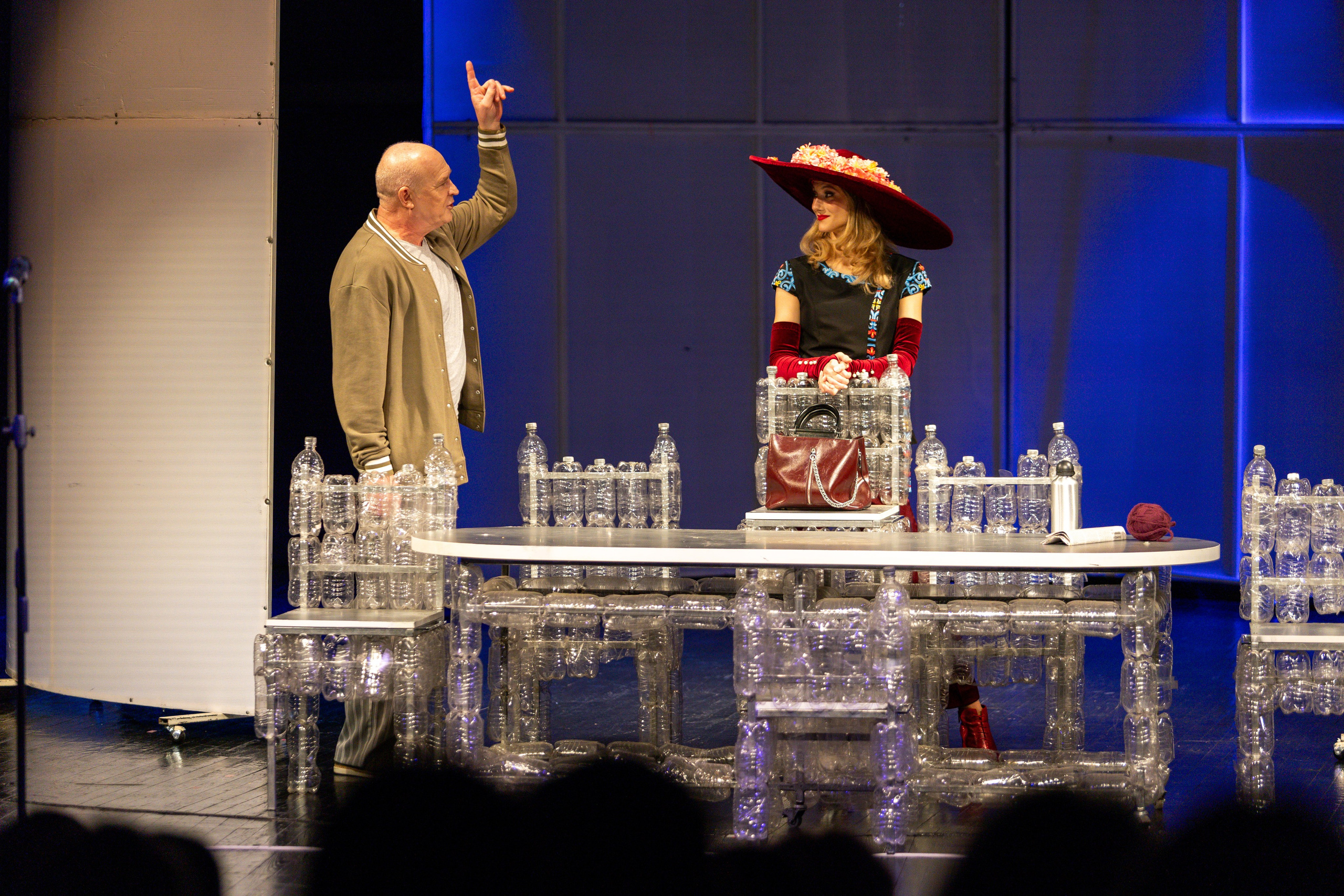 Новый театр «Нобелевская неделя». Профессиональный интерьерный и репортажный фотограф Минск и РБ. Максим Орлов