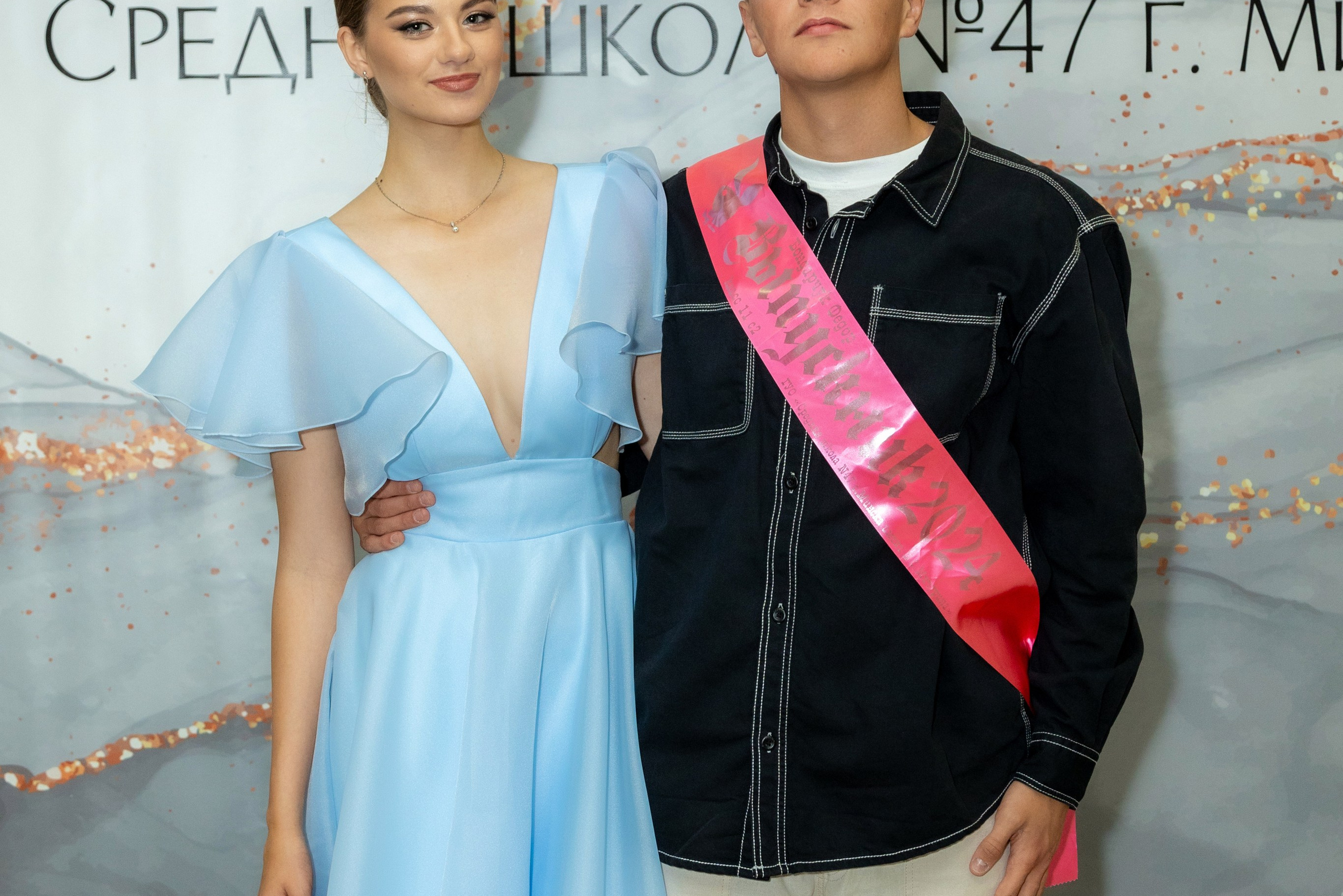 Вручение дипломов. 47 школа. Профессиональный интерьерный и репортажный фотограф Минск и РБ. Максим Орлов