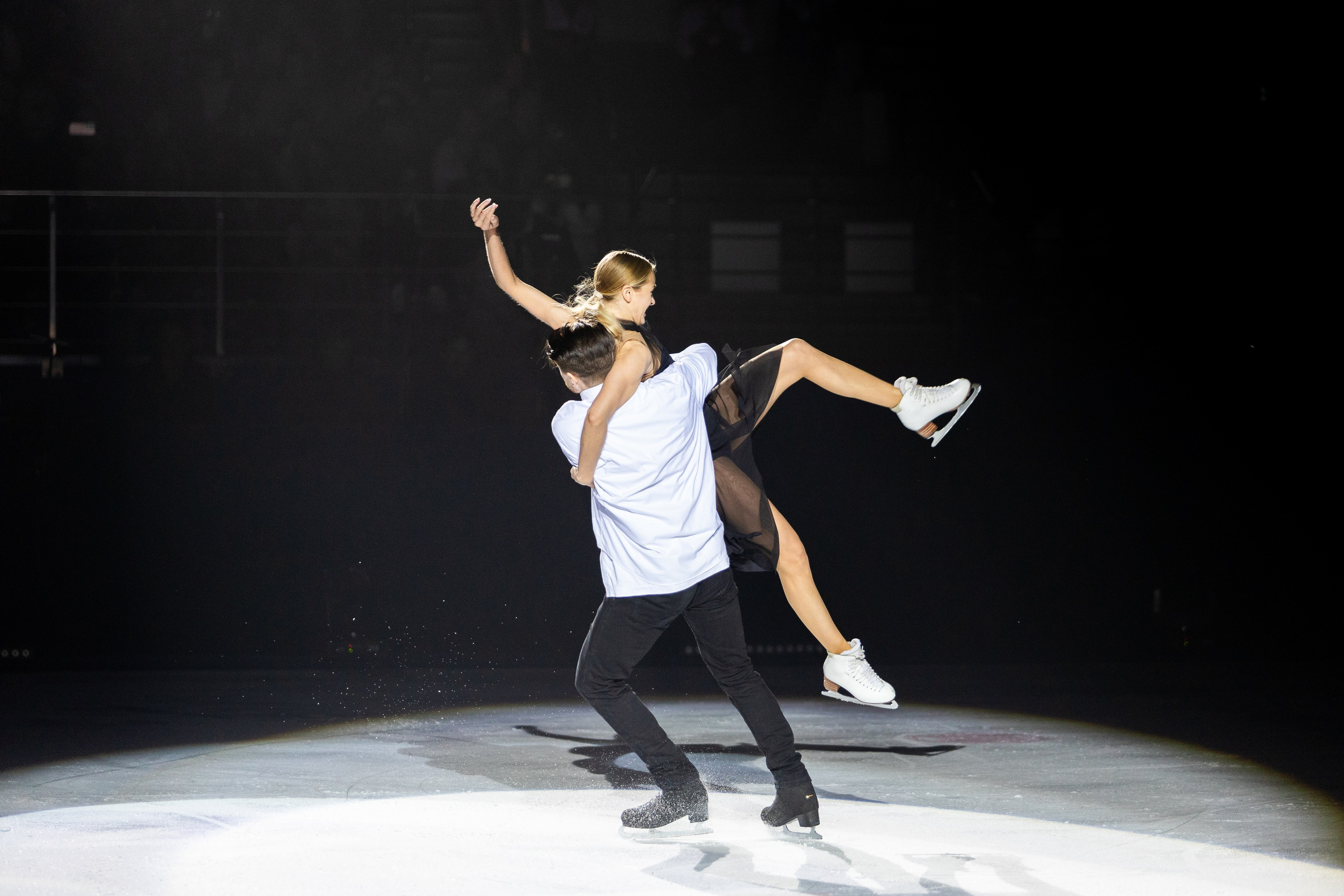 Ледовое шоу Ильи Авербуха 30.03.2024. Профессиональный интерьерный и репортажный фотограф Минск и РБ. Максим Орлов