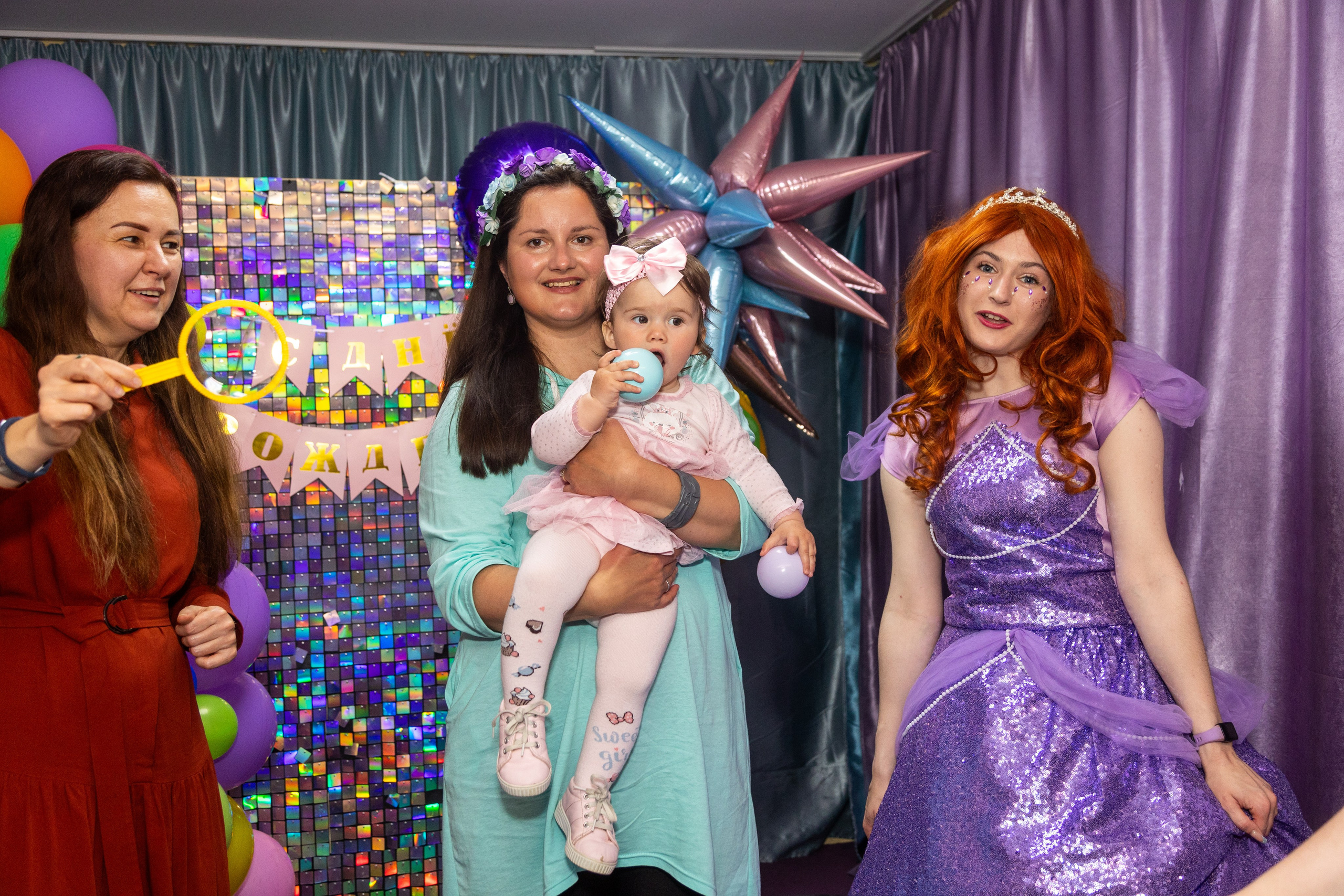 Годовасие Каролины. Профессиональный интерьерный и репортажный фотограф Минск и РБ. Максим Орлов