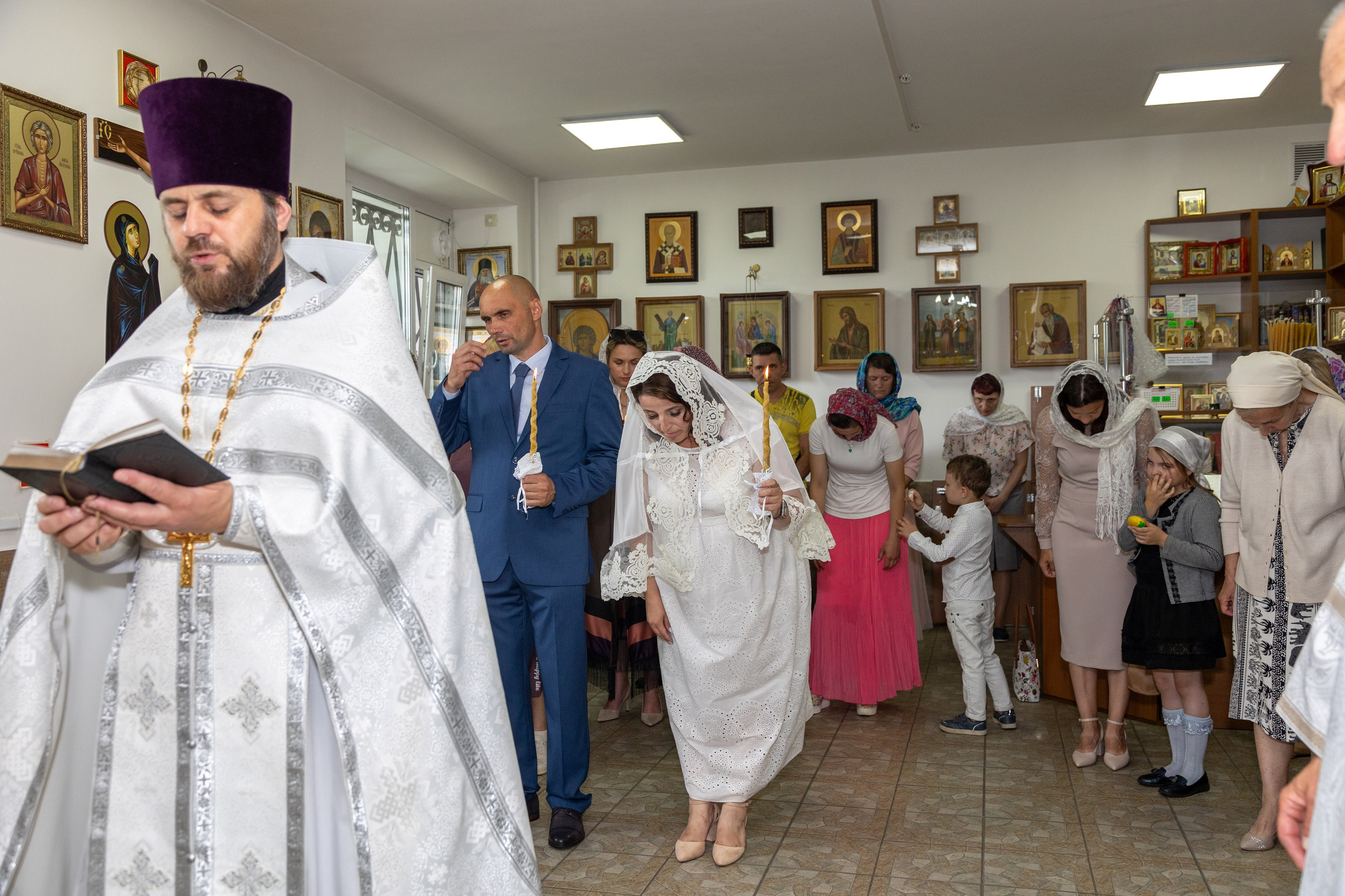 Венчание Михаила и Ольги. Профессиональный интерьерный и репортажный фотограф Минск и РБ. Максим Орлов