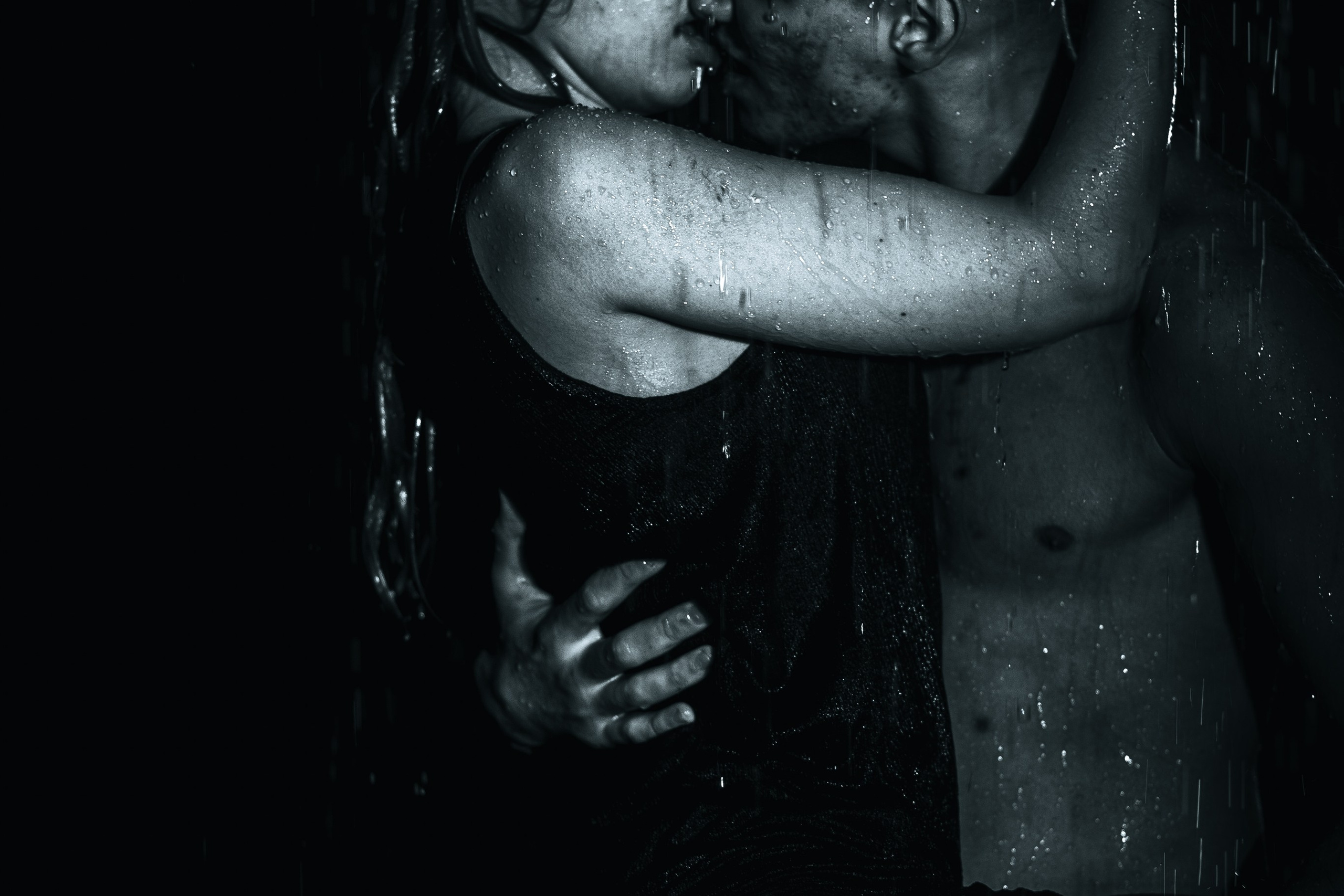 Лав стори в душе двух влюбленных. Профессиональный интерьерный и репортажный фотограф Минск и РБ. Максим Орлов