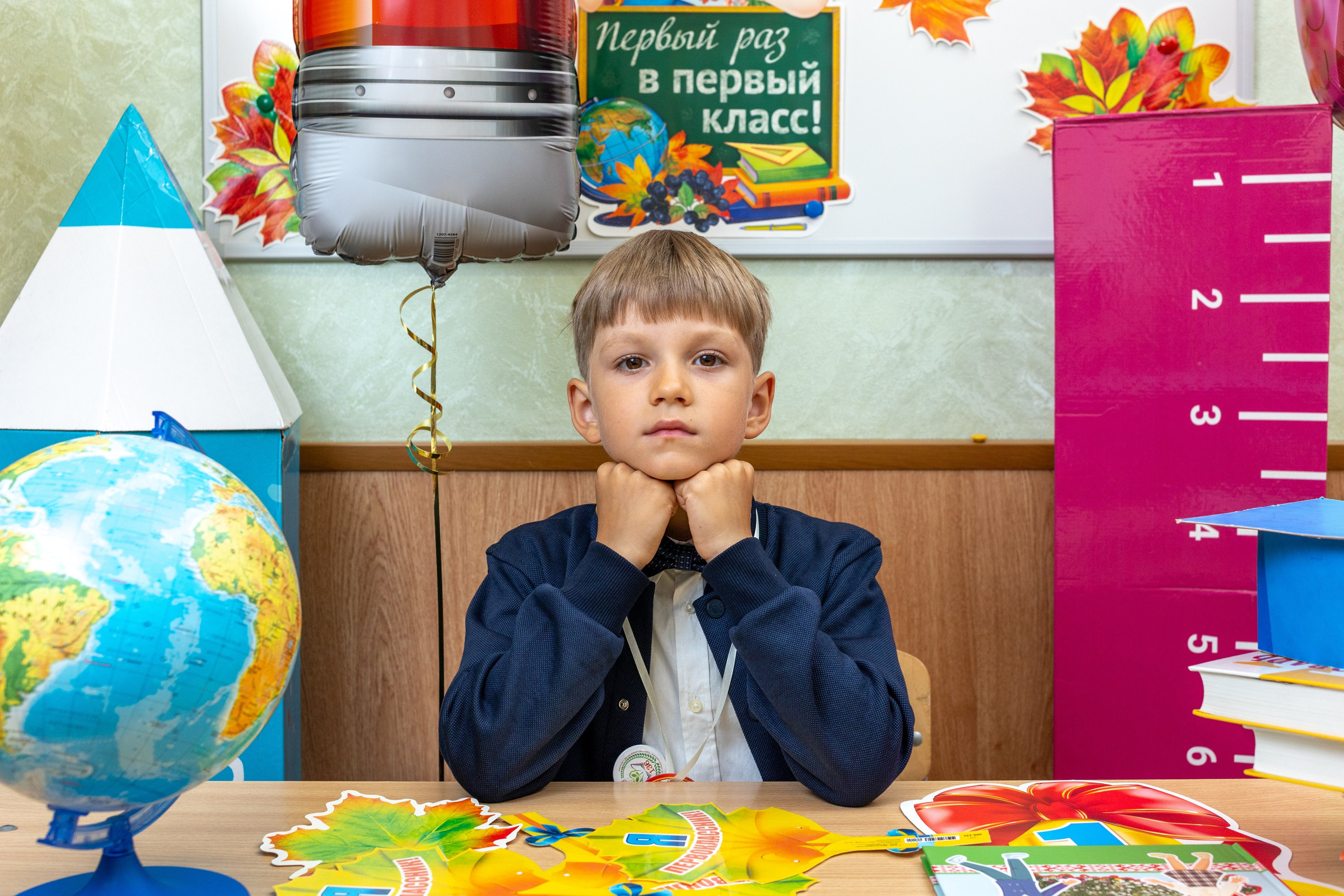 Линейка 1 сентября 2023 г. Профессиональный интерьерный и репортажный фотограф Минск и РБ. Максим Орлов