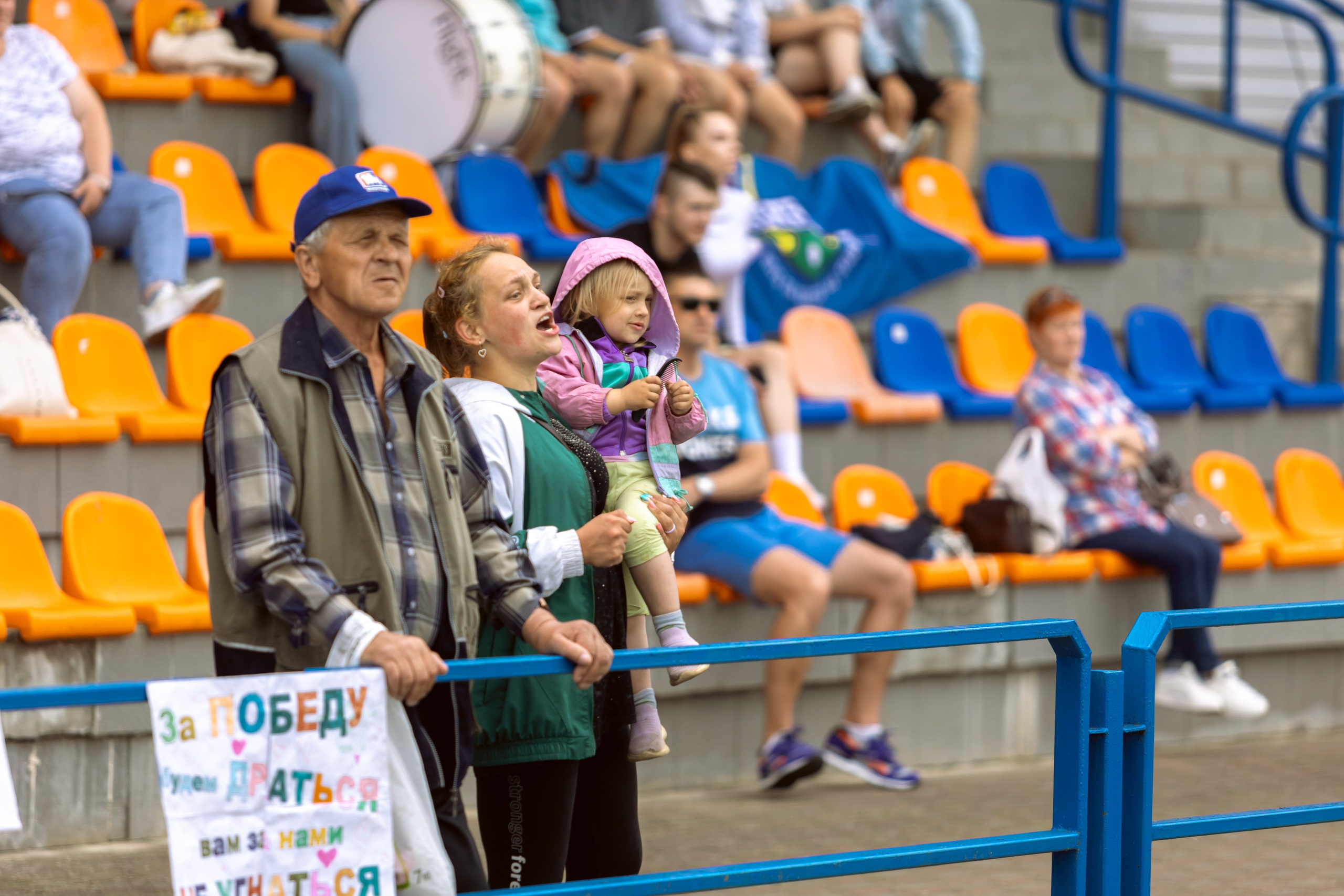 Хоккей на траве. Девушки. Минск — Виктория. 16.06.2024. Профессиональный интерьерный и репортажный фотограф Минск и РБ. Максим Орлов