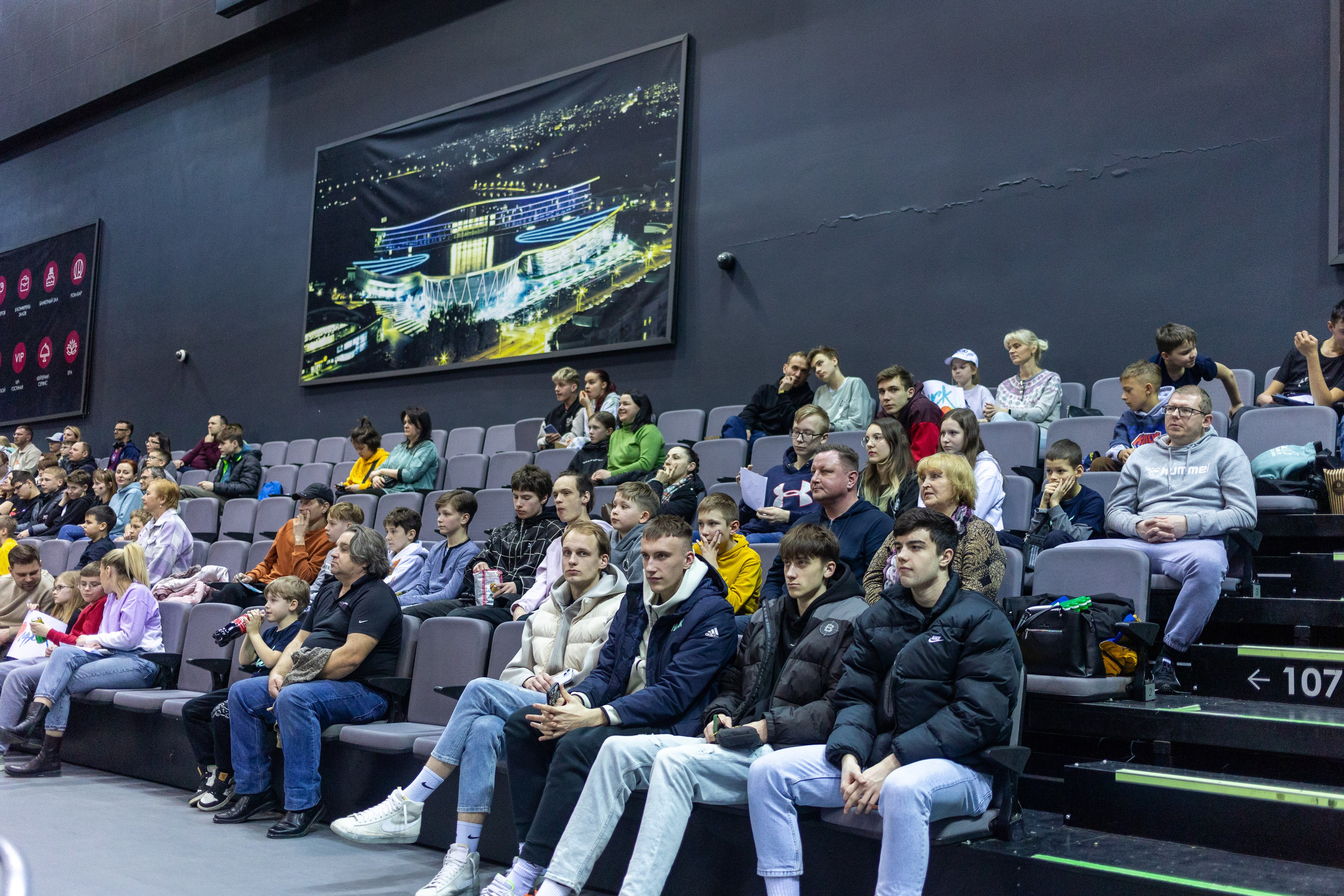 Баскетбол. Минск — MBA. 09.03.2024. Профессиональный интерьерный и репортажный фотограф Минск и РБ. Максим Орлов