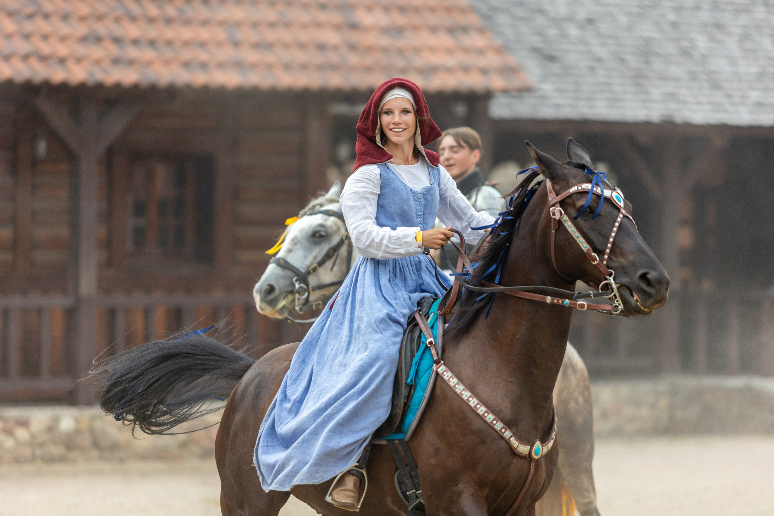 Выступление «Золотой шпоры» на празднике города Лиды. Профессиональный интерьерный и репортажный фотограф Минск и РБ. Максим Орлов