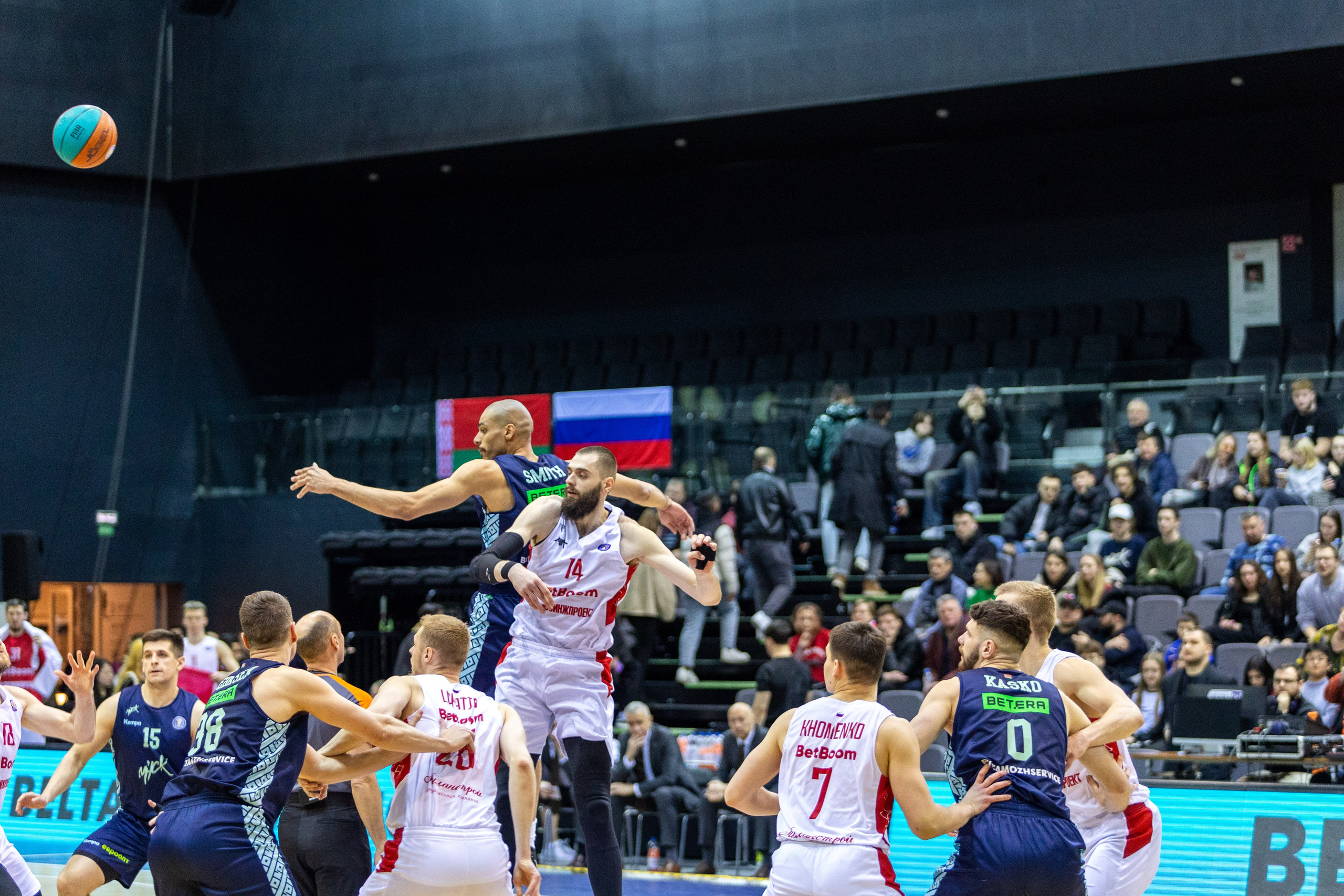 Баскетбол. Минск — MBA. 09.03.2024. Профессиональный интерьерный и репортажный фотограф Минск и РБ. Максим Орлов