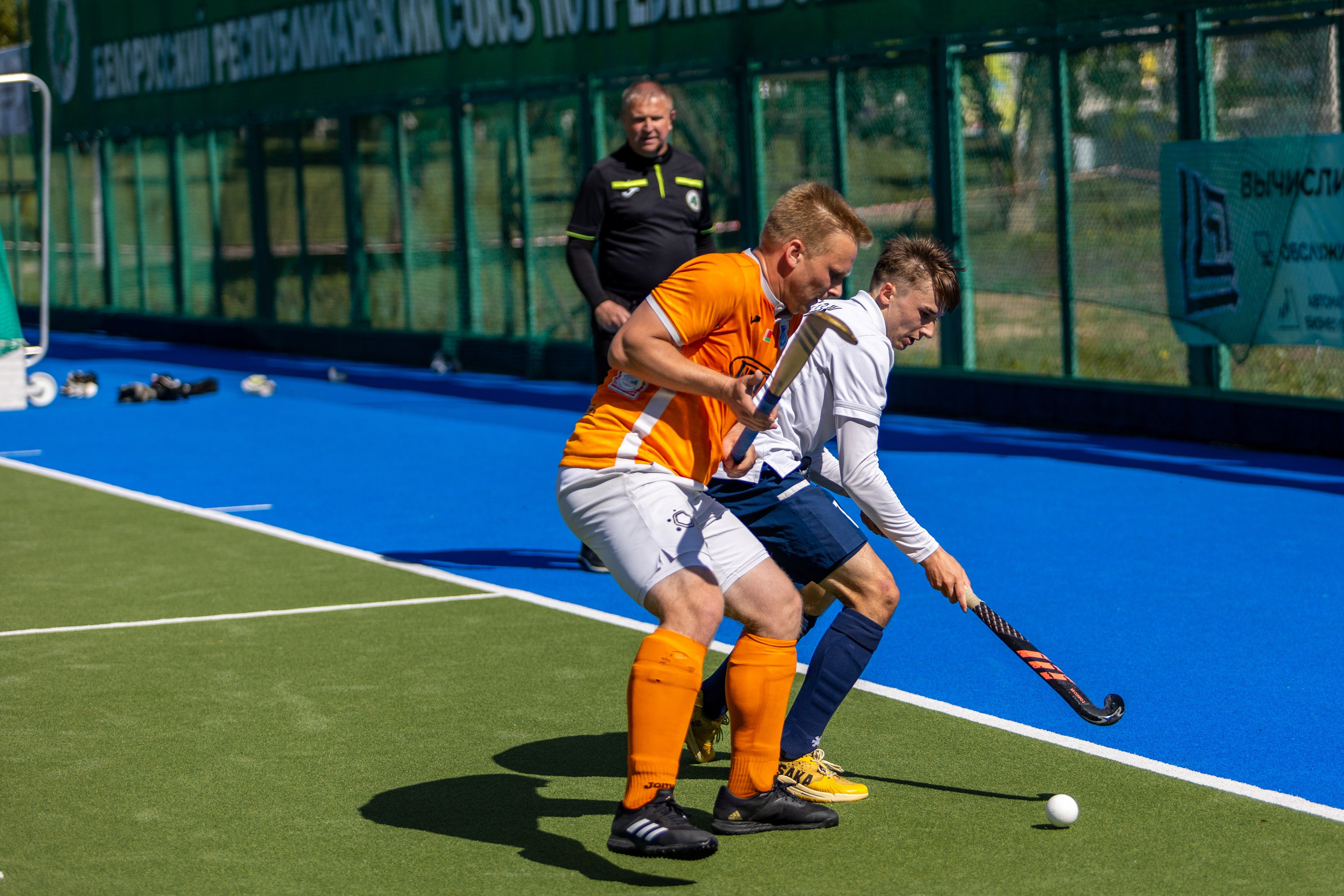 Хоккей на траве. ХК Минск — СК Строитель 12.05.2024. Профессиональный интерьерный и репортажный фотограф Минск и РБ. Максим Орлов