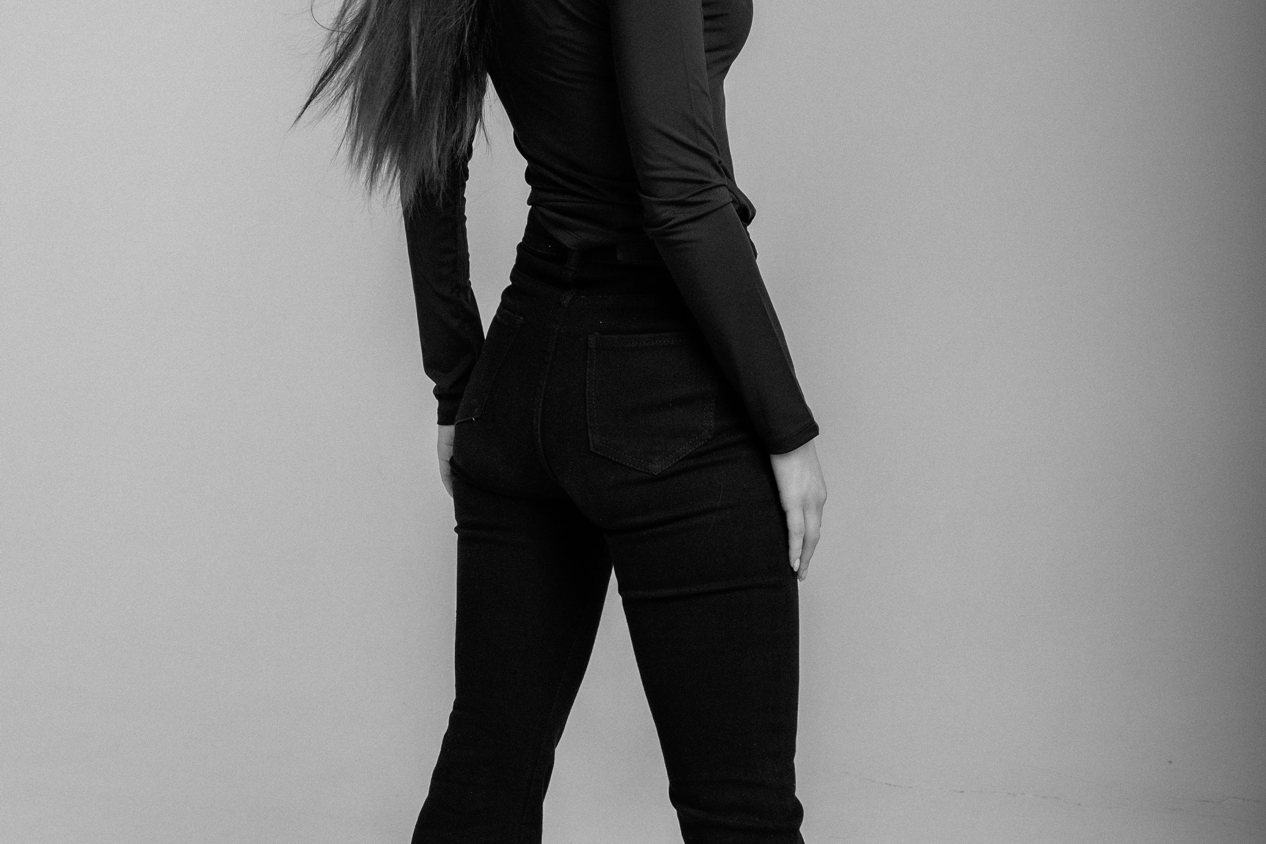 Настя (студийная на циклораме). Профессиональный интерьерный и репортажный фотограф Минск и РБ. Максим Орлов