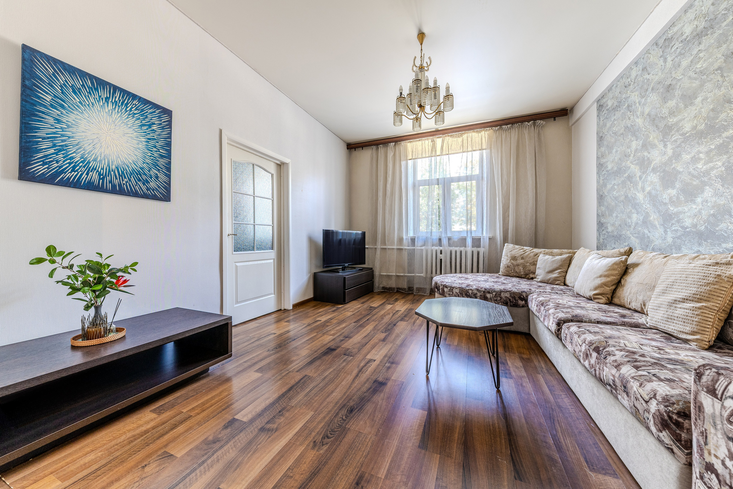 Интерьерная фотосъемка квартиры для сдачи в аренду. Профессиональный интерьерный и репортажный фотограф Минск и РБ. Максим Орлов