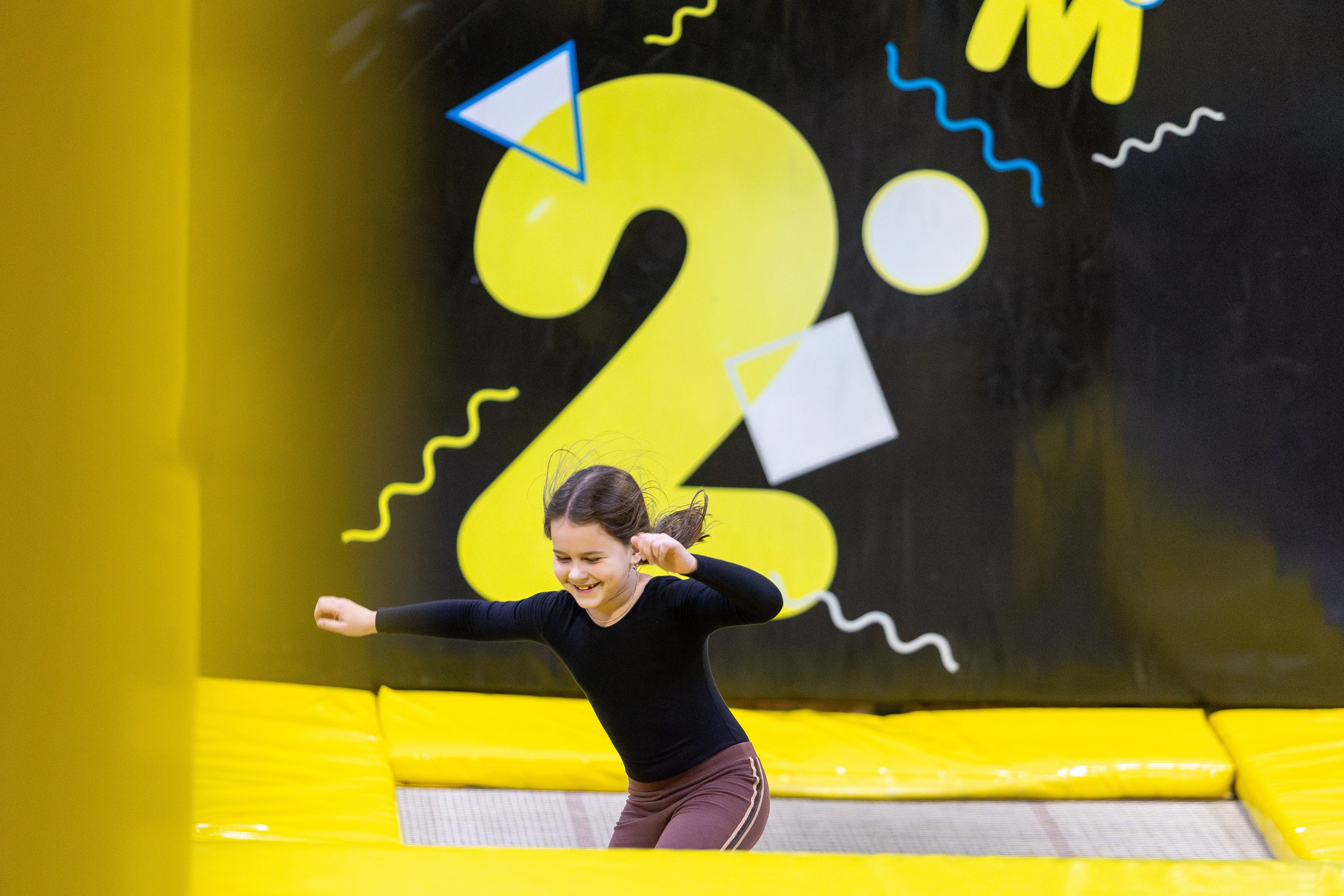 ДР Влада (батутная арена). Профессиональный интерьерный и репортажный фотограф Минск и РБ. Максим Орлов