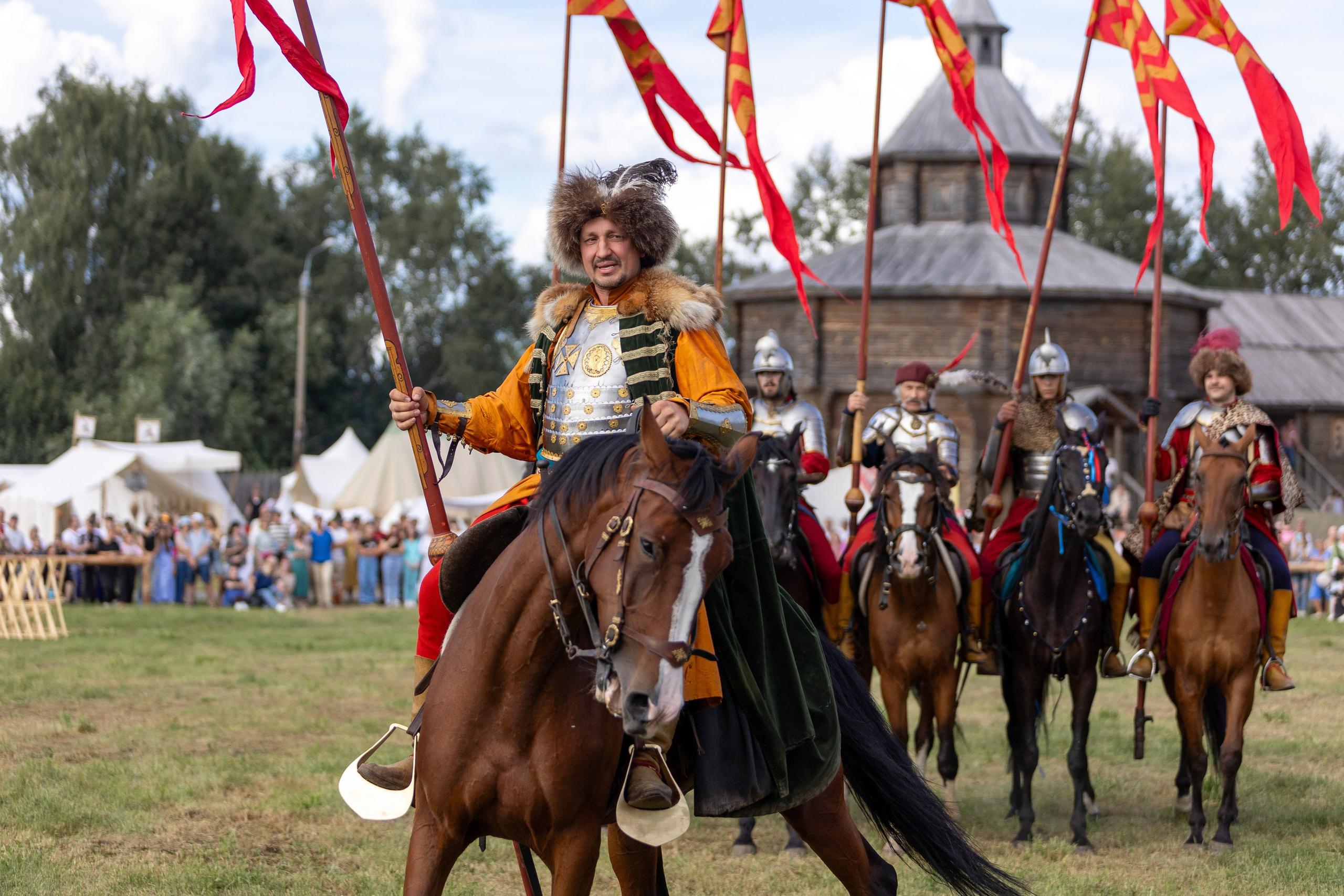Рыцарский фест. Мстиславль. Профессиональный интерьерный и репортажный фотограф Минск и РБ. Максим Орлов