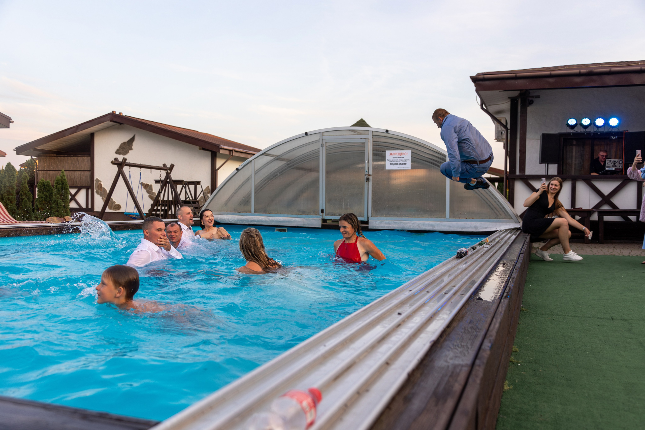 Свадебная фотосессия Дениса и Юли. Профессиональный интерьерный и репортажный фотограф Минск и РБ. Максим Орлов