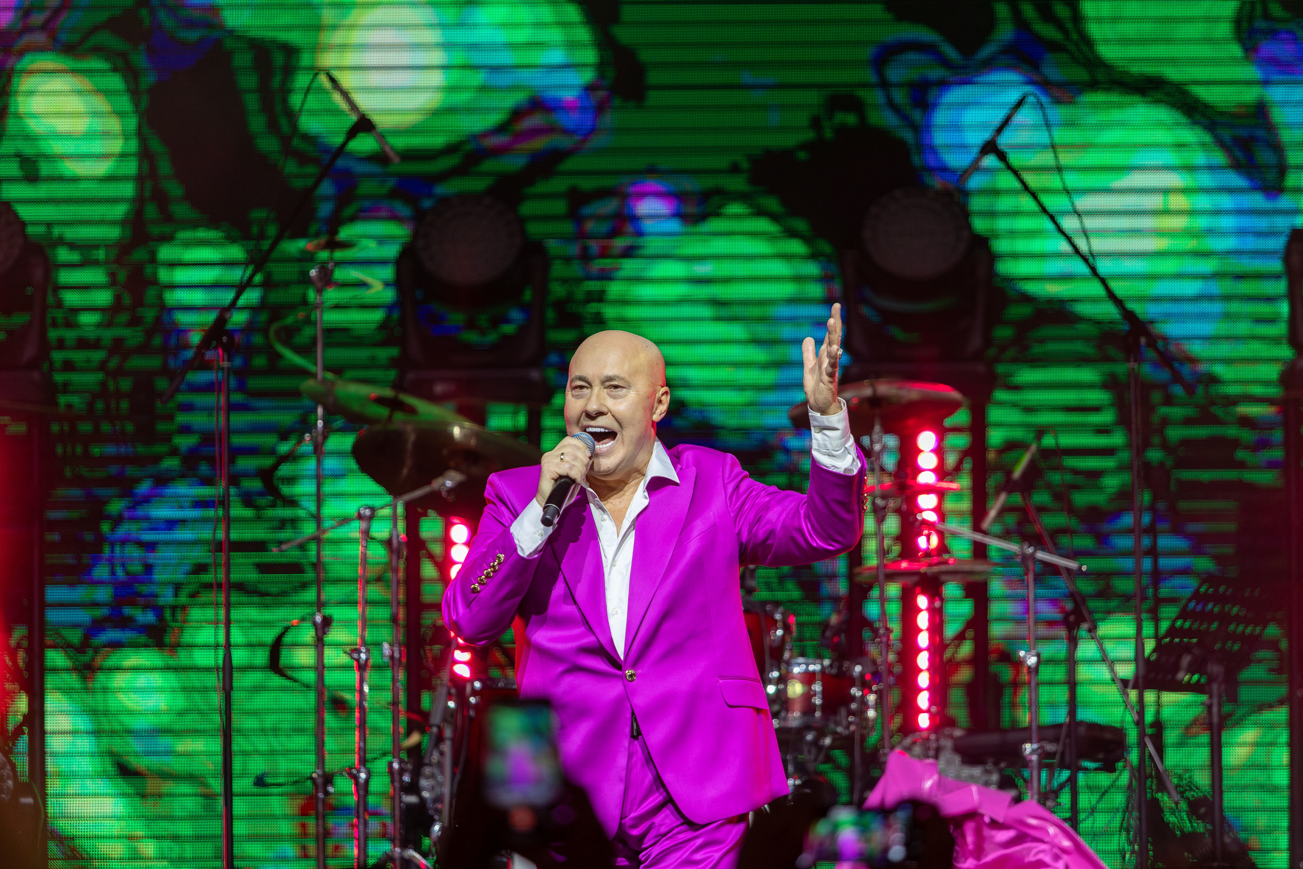 Концерт Насти Кравченко. Профессиональный интерьерный и репортажный фотограф Минск и РБ. Максим Орлов