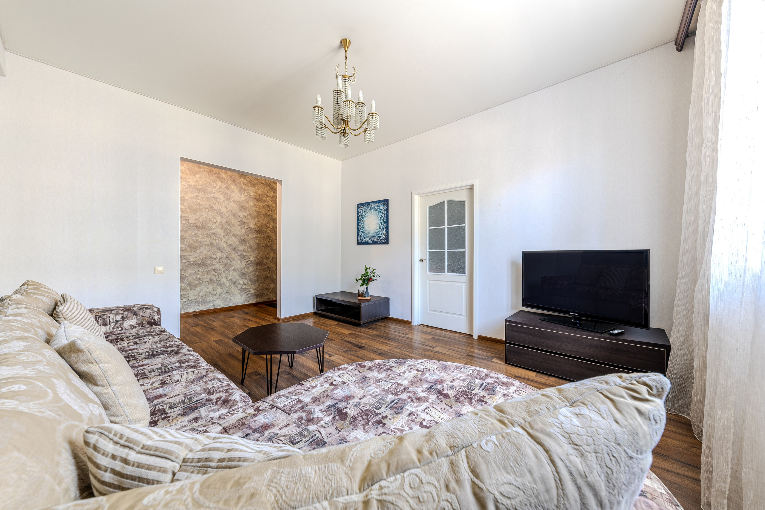 Интерьерная фотосъемка квартиры для сдачи в аренду. Профессиональный интерьерный и репортажный фотограф Минск и РБ. Максим Орлов