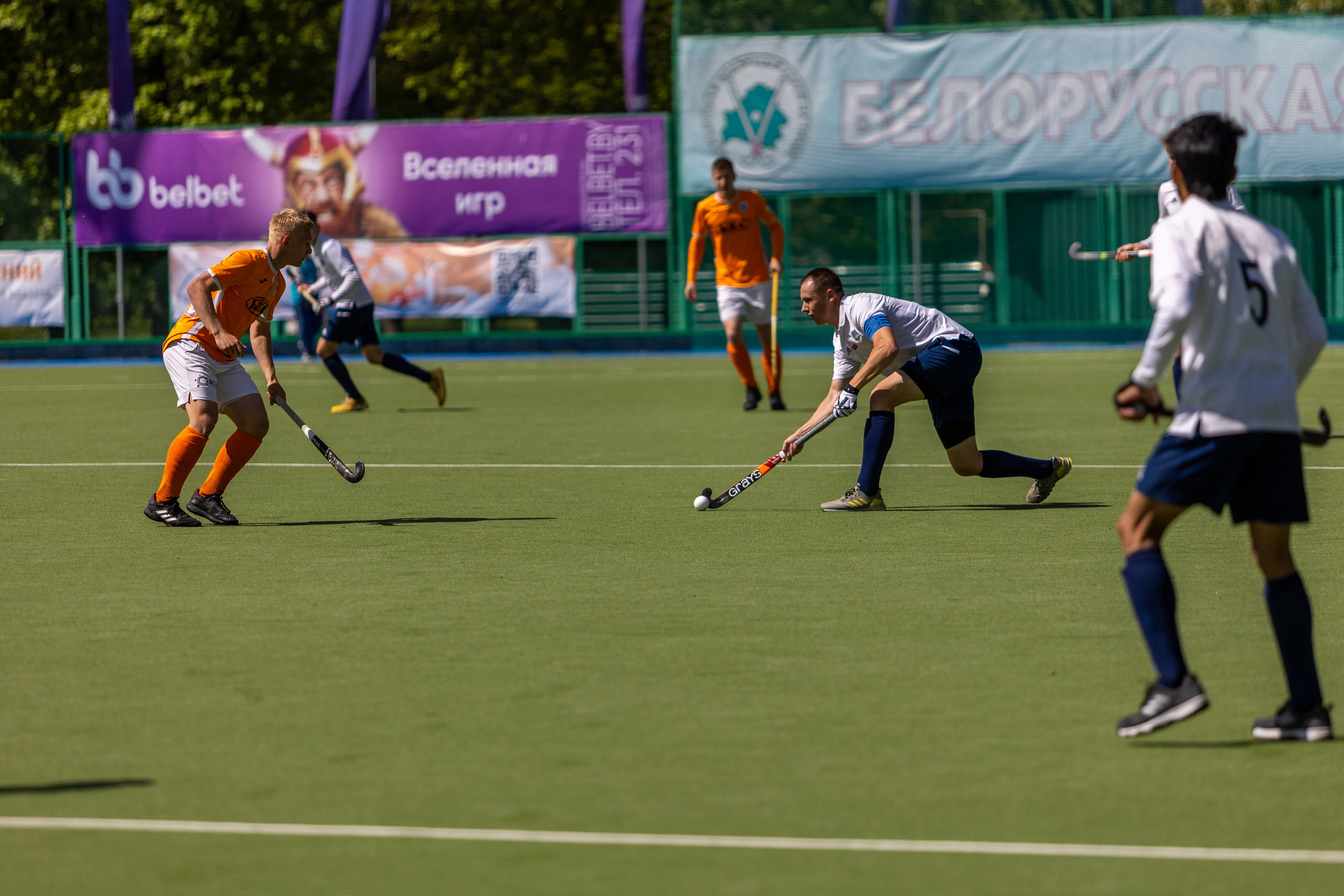 Хоккей на траве. ХК Минск — СК Строитель 12.05.2024. Профессиональный интерьерный и репортажный фотограф Минск и РБ. Максим Орлов