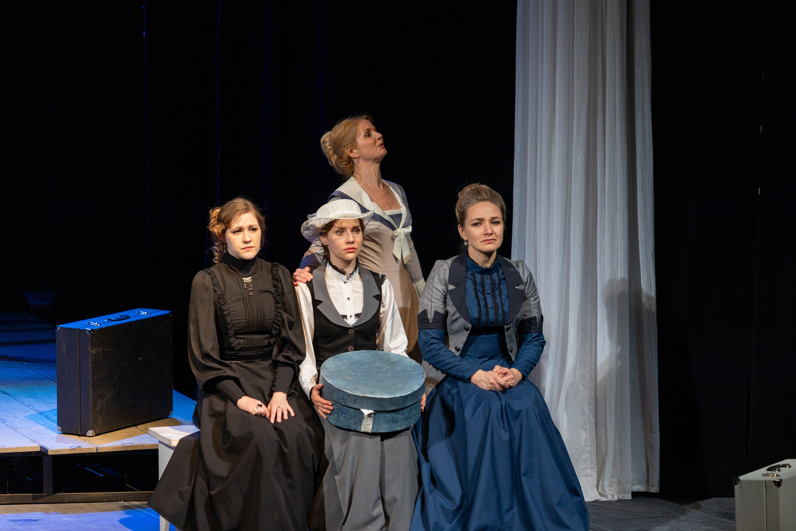 Театр белорусской армии «Три сестры». Профессиональный интерьерный и репортажный фотограф Минск и РБ. Максим Орлов