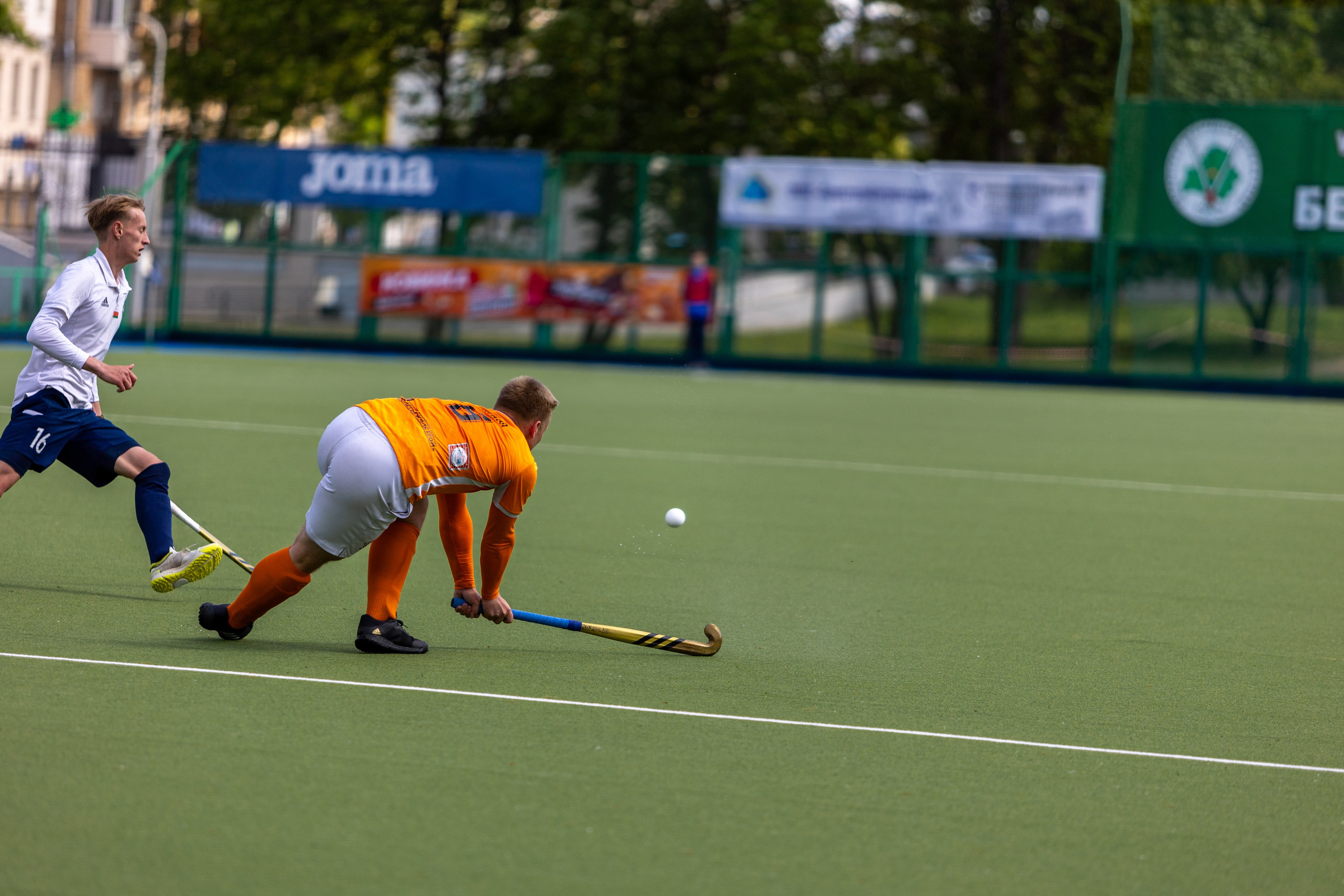 Хоккей на траве. ХК Минск — СК Строитель 11.05.2024. Профессиональный интерьерный и репортажный фотограф Минск и РБ. Максим Орлов