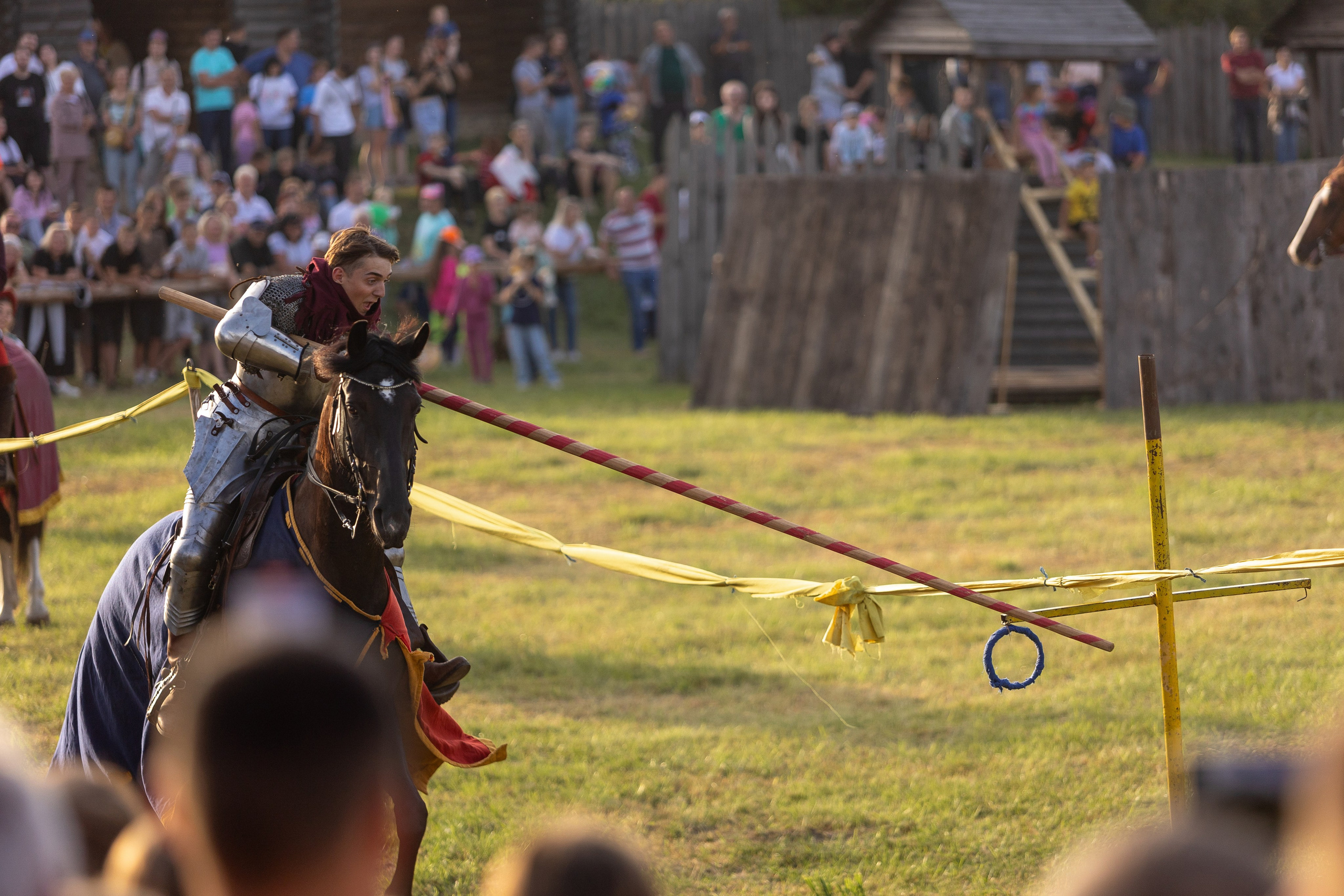 Рыцарский фест. Мстиславль. Профессиональный интерьерный и репортажный фотограф Минск и РБ. Максим Орлов