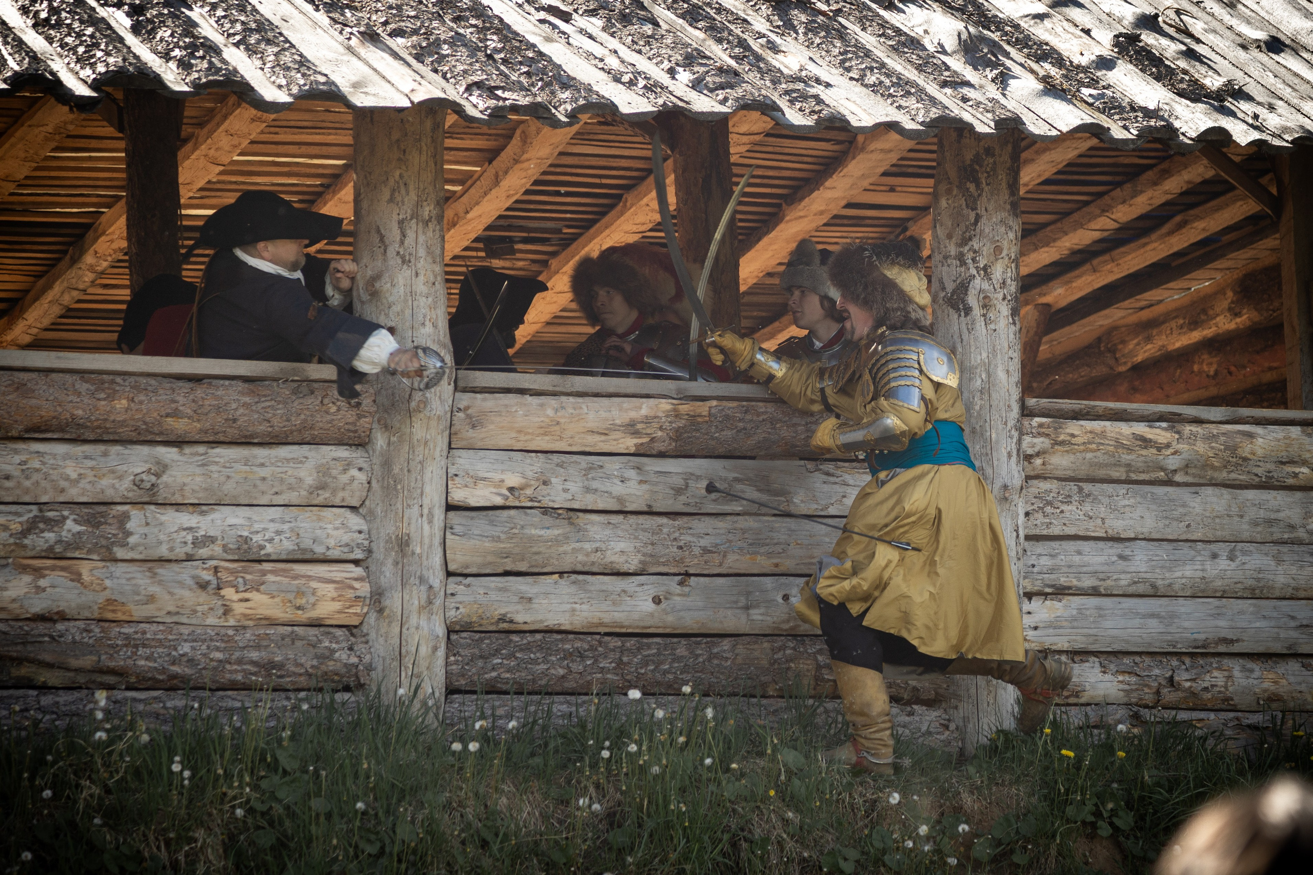 Золотая шпора. Огнем и мечем. День второй. Вылазка в лес. Штурм фортеции. Княжеский пир. Профессиональный интерьерный и репортажный фотограф Минск и РБ. Максим Орлов