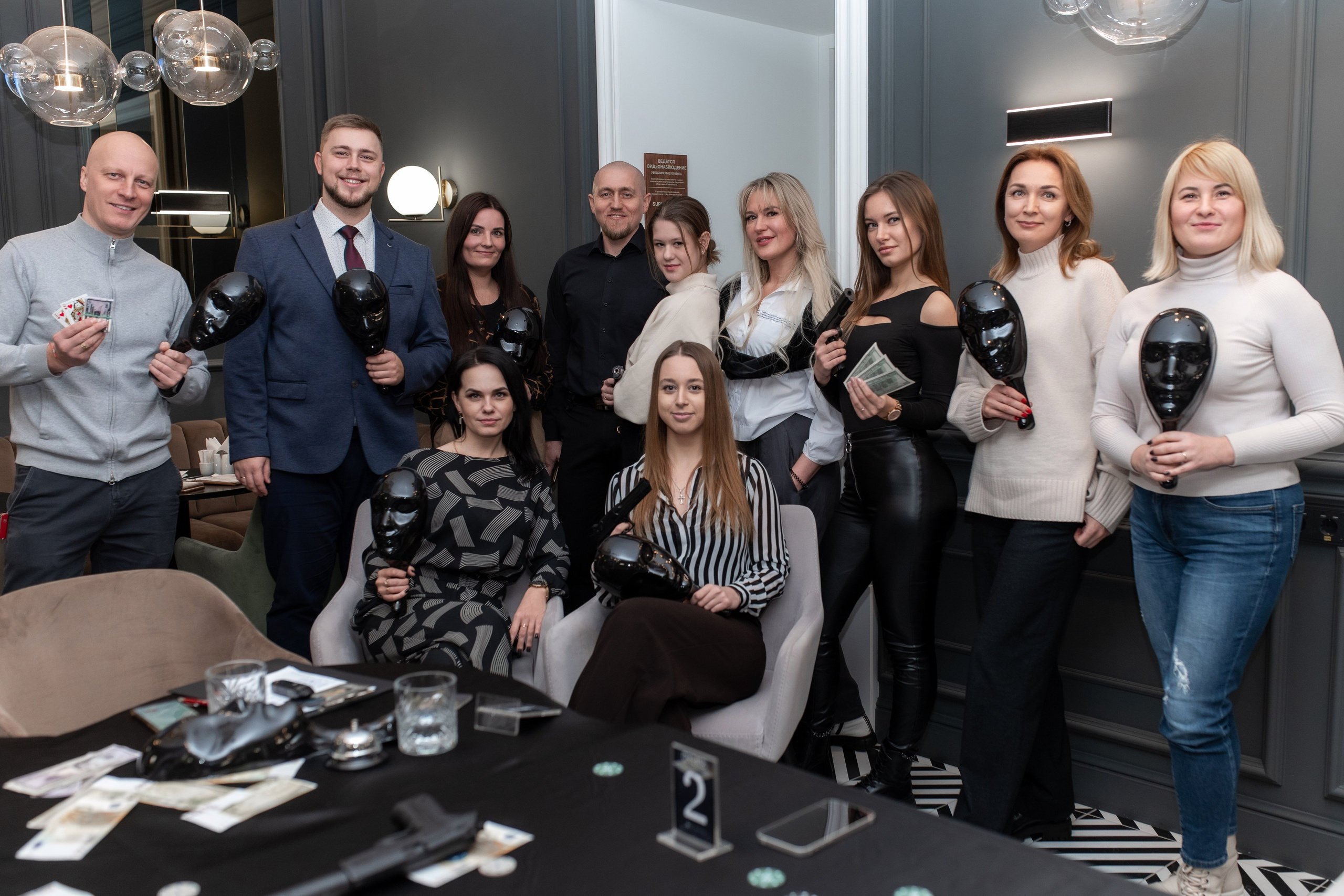 Игра «Мафия». Профессиональный интерьерный и репортажный фотограф Минск и РБ. Максим Орлов