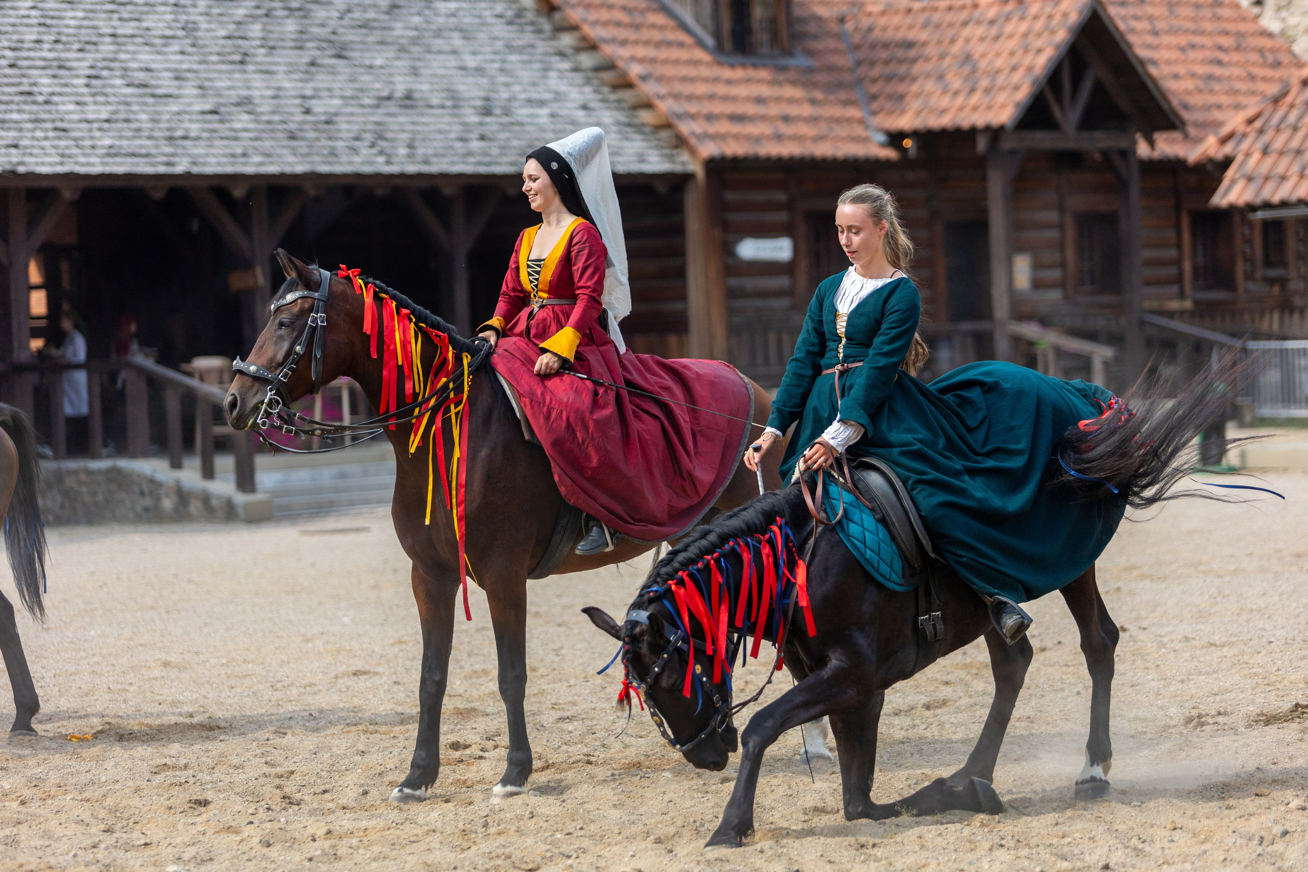 Выступление «Золотой шпоры» на празднике города Лиды. Профессиональный интерьерный и репортажный фотограф Минск и РБ. Максим Орлов