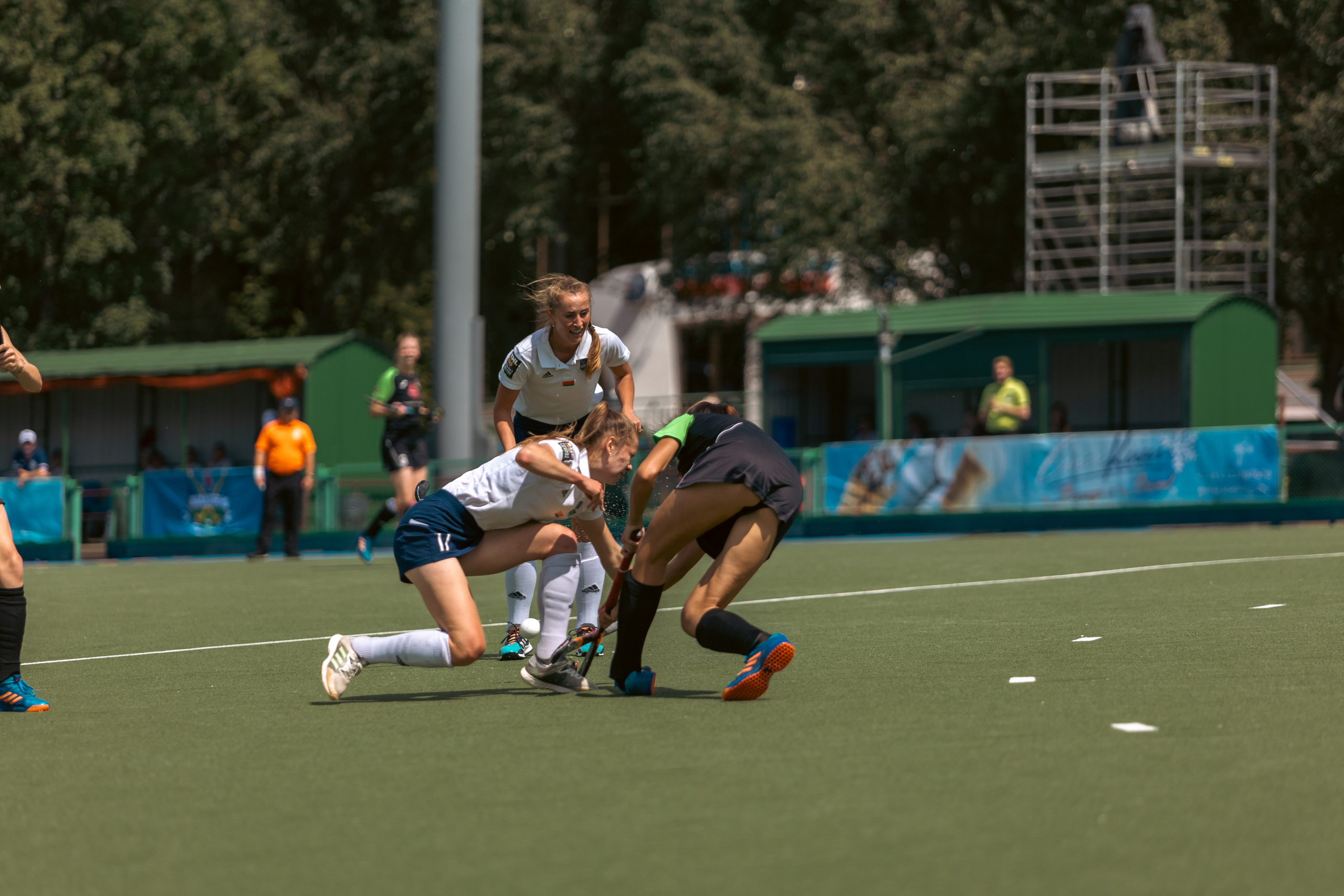 Хоккей на траве. Девушки. Минск — Текстильщик 29.052024. Профессиональный интерьерный и репортажный фотограф Минск и РБ. Максим Орлов