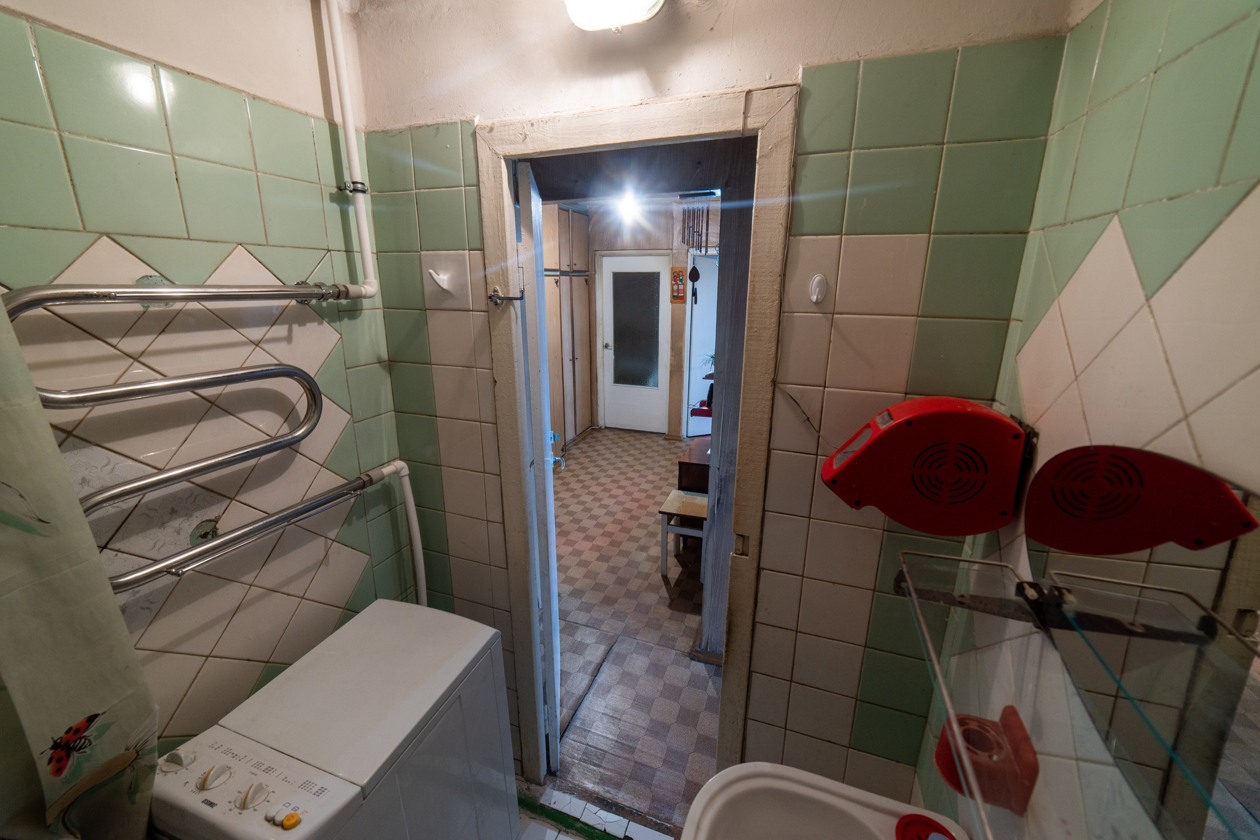 Пр. Газеты Звезда. Слабонервным не смотреть.Суперэконом вариант. Профессиональный интерьерный и репортажный фотограф Минск и РБ. Максим Орлов