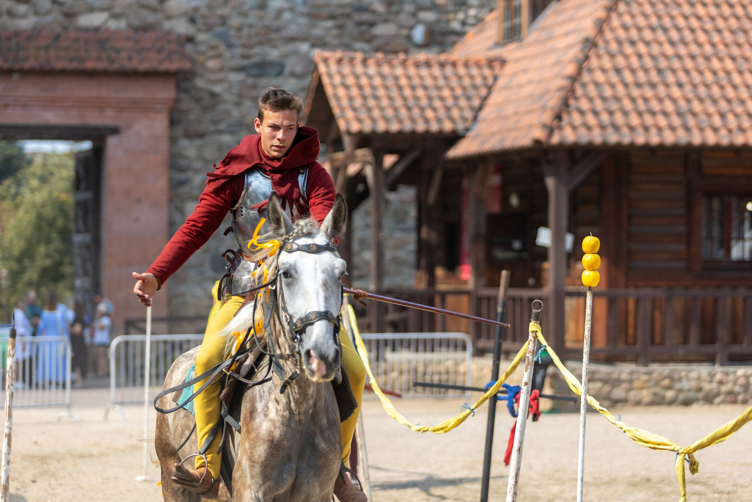 Выступление «Золотой шпоры» на празднике города Лиды. Профессиональный интерьерный и репортажный фотограф Минск и РБ. Максим Орлов