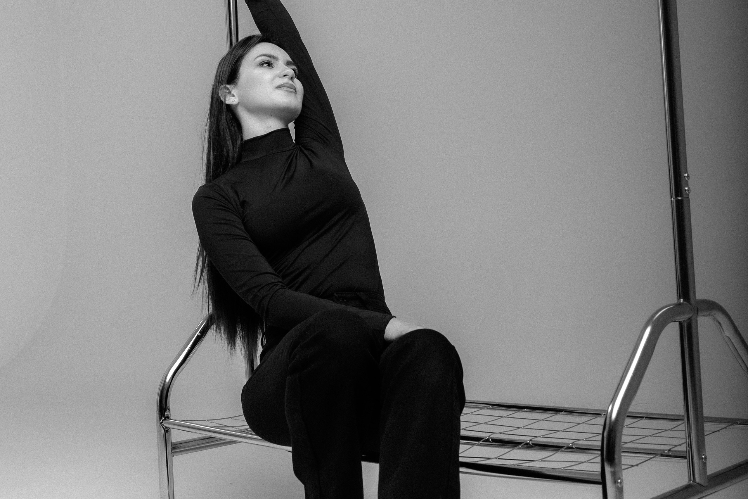 Настя (студийная на циклораме). Профессиональный интерьерный и репортажный фотограф Минск и РБ. Максим Орлов