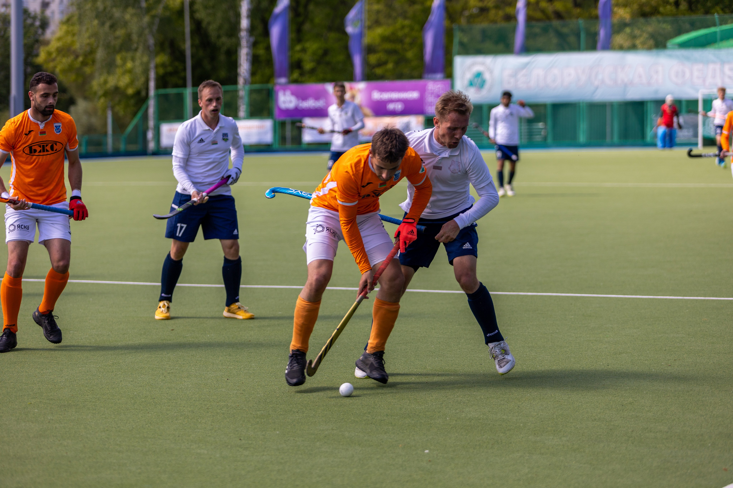 Хоккей на траве. ХК Минск — СК Строитель 12.05.2024. Профессиональный интерьерный и репортажный фотограф Минск и РБ. Максим Орлов