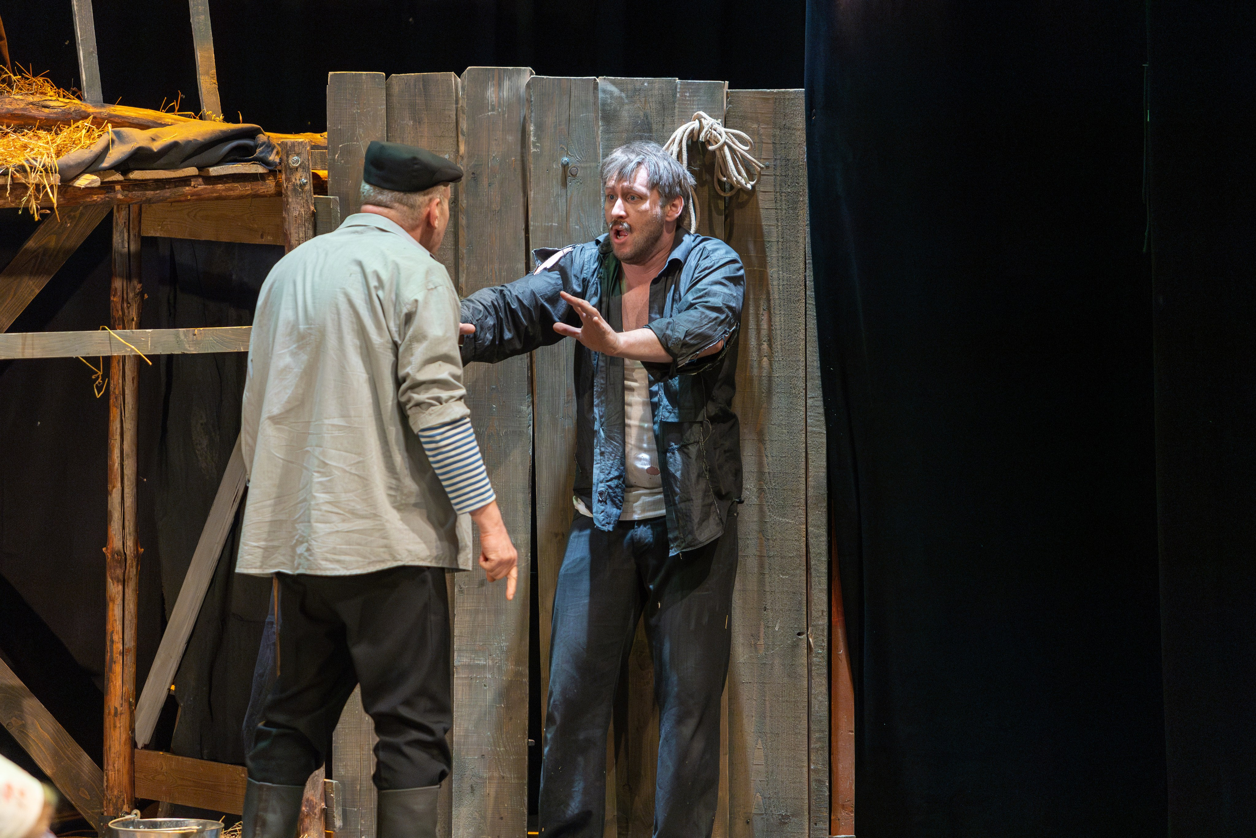 Театр белорусской армии «Очень простая история». Профессиональный интерьерный и репортажный фотограф Минск и РБ. Максим Орлов