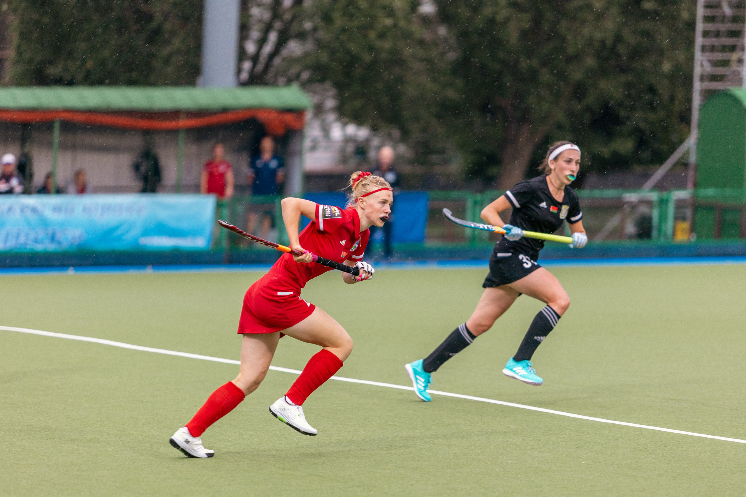 Хоккей на траве. Девушки. ХК Минск — ХК Виктория (Смолевичи) 10.06.2024. Профессиональный интерьерный и репортажный фотограф Минск и РБ. Максим Орлов