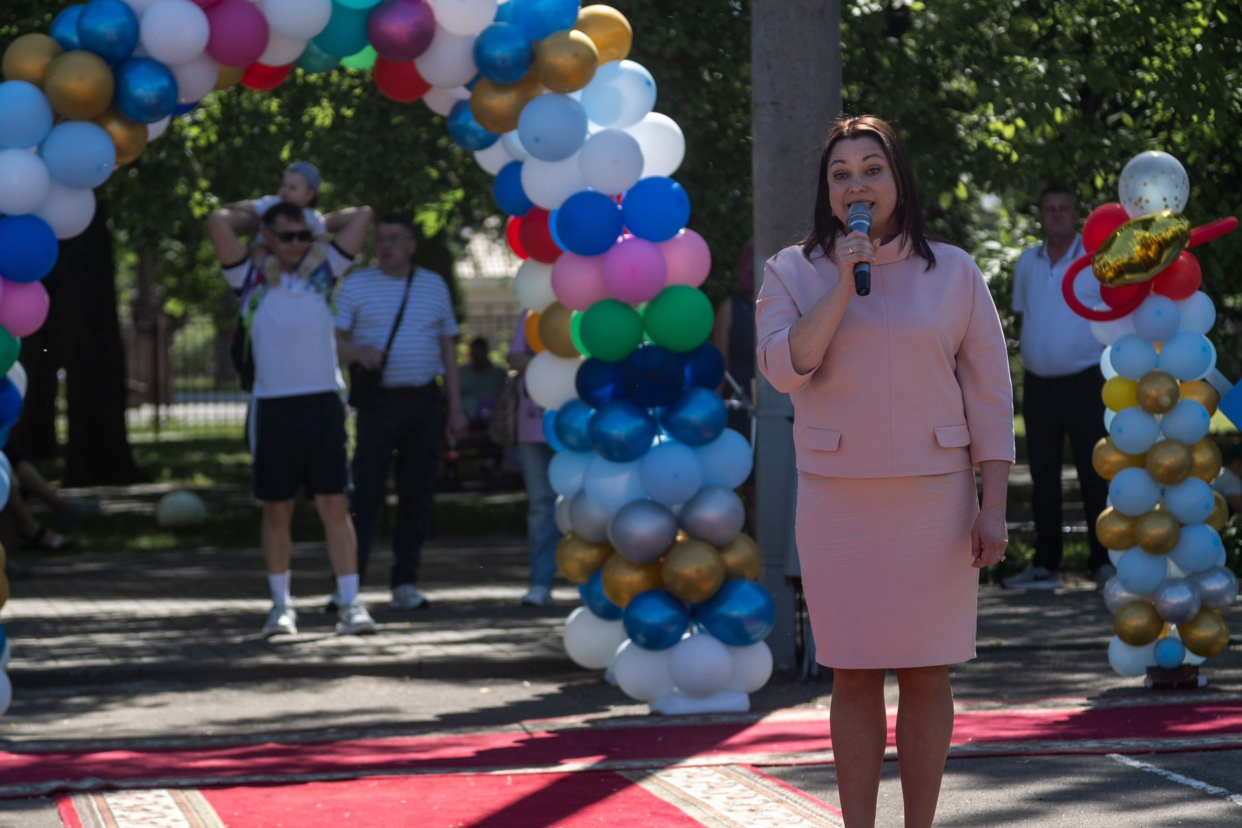 Школа 47. Последний звонок. Профессиональный интерьерный и репортажный фотограф Минск и РБ. Максим Орлов