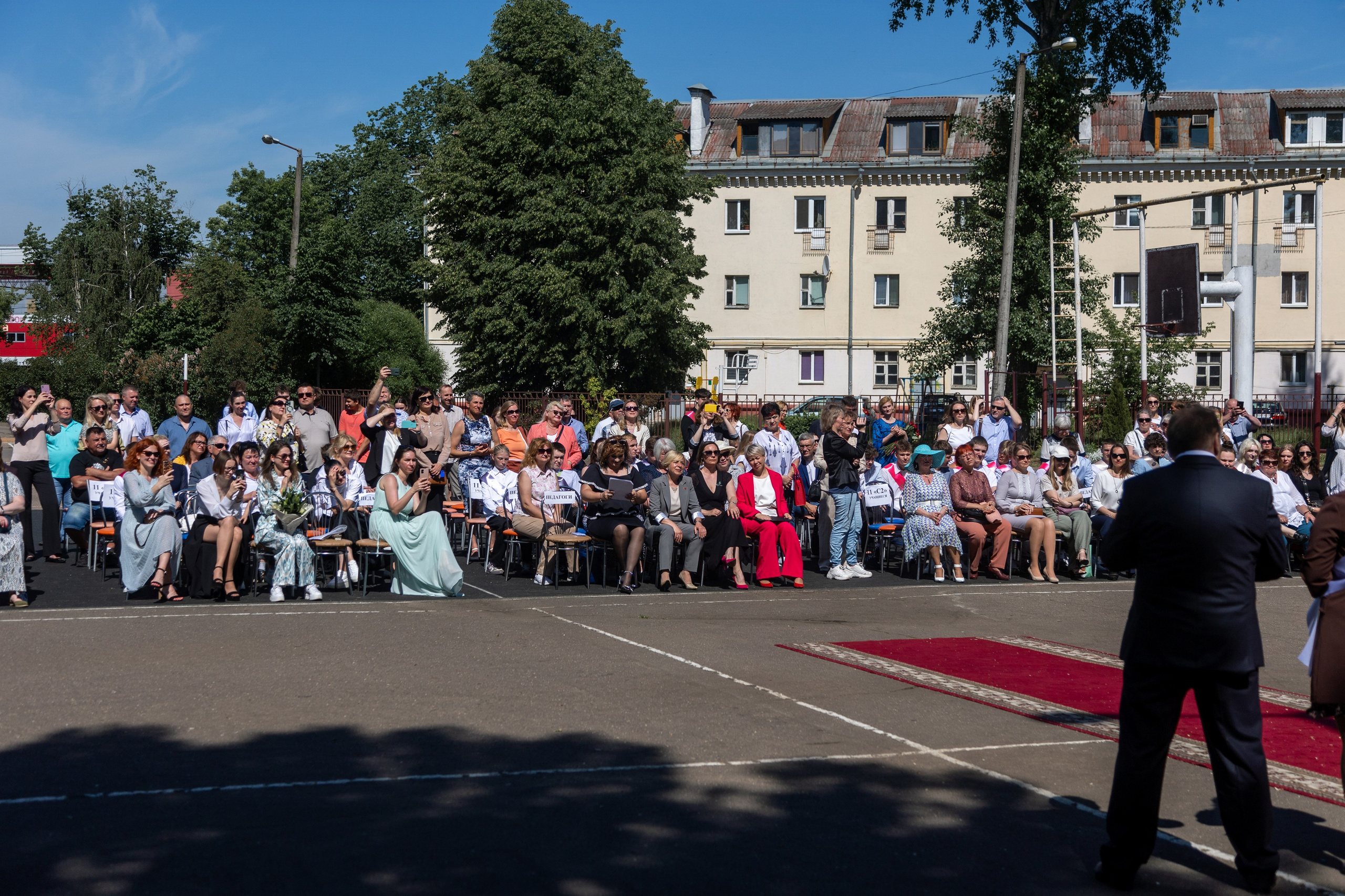 Школа 47. Последний звонок. Профессиональный интерьерный и репортажный фотограф Минск и РБ. Максим Орлов