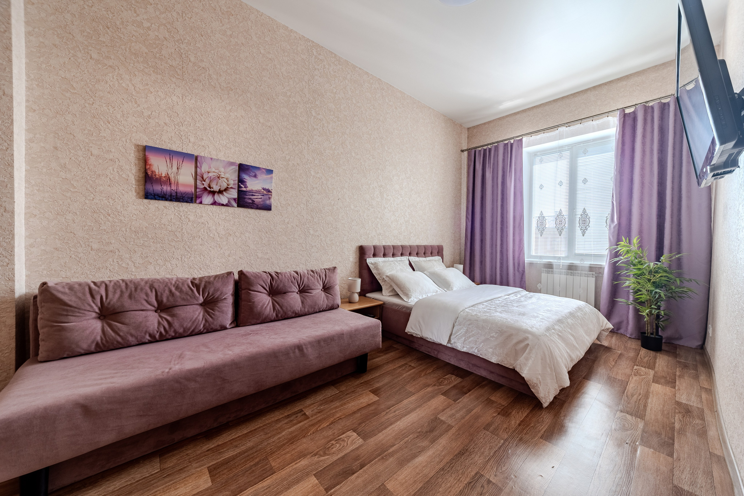 Пр. Независимости 13. Профессиональный интерьерный и репортажный фотограф Минск и РБ. Максим Орлов