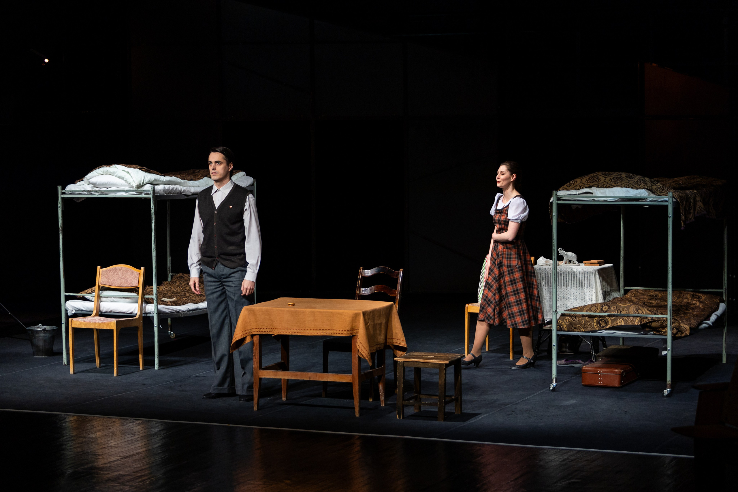 Новый театр «Фабричная девчонка». Профессиональный интерьерный и репортажный фотограф Минск и РБ. Максим Орлов