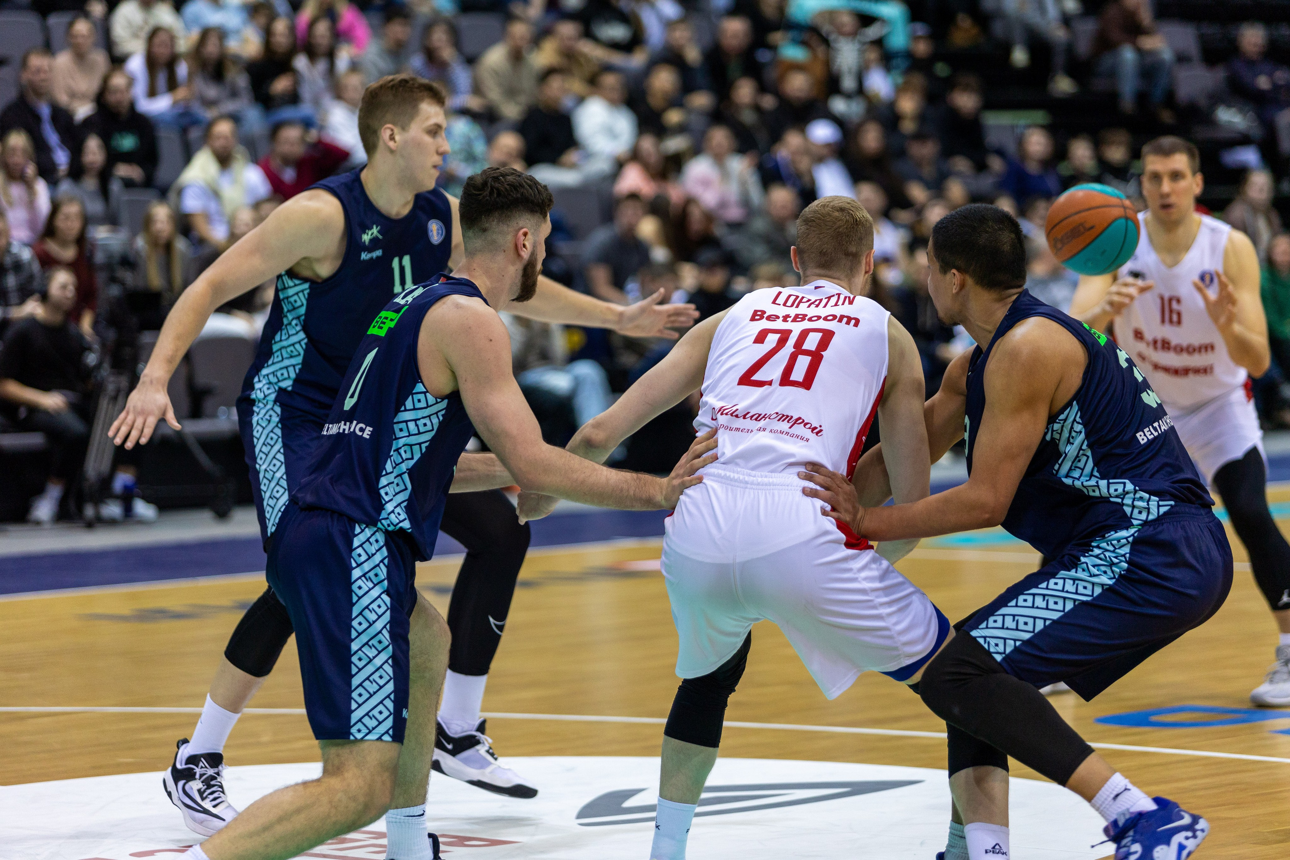 Баскетбол. Минск — MBA. 09.03.2024. Профессиональный интерьерный и репортажный фотограф Минск и РБ. Максим Орлов