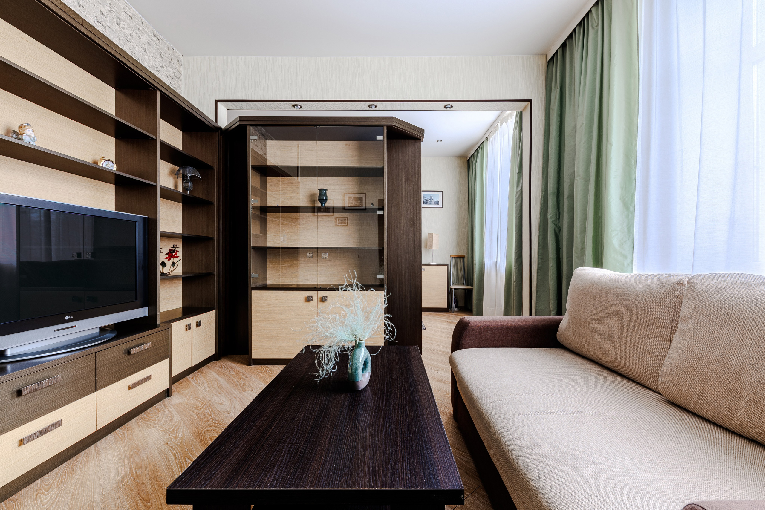 Пр. Независимости 23. Профессиональный интерьерный и репортажный фотограф Минск и РБ. Максим Орлов