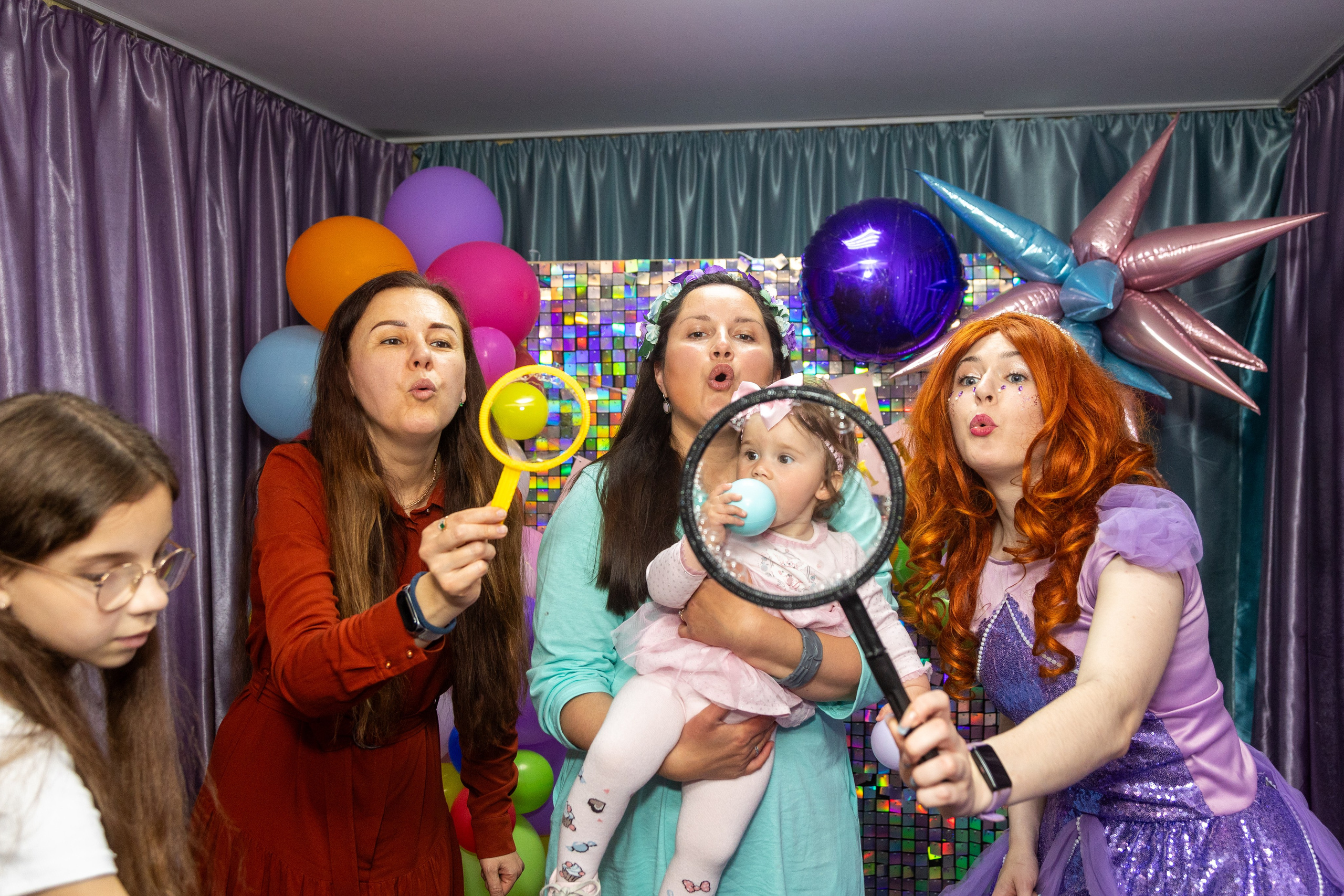 Годовасие Каролины. Профессиональный интерьерный и репортажный фотограф Минск и РБ. Максим Орлов