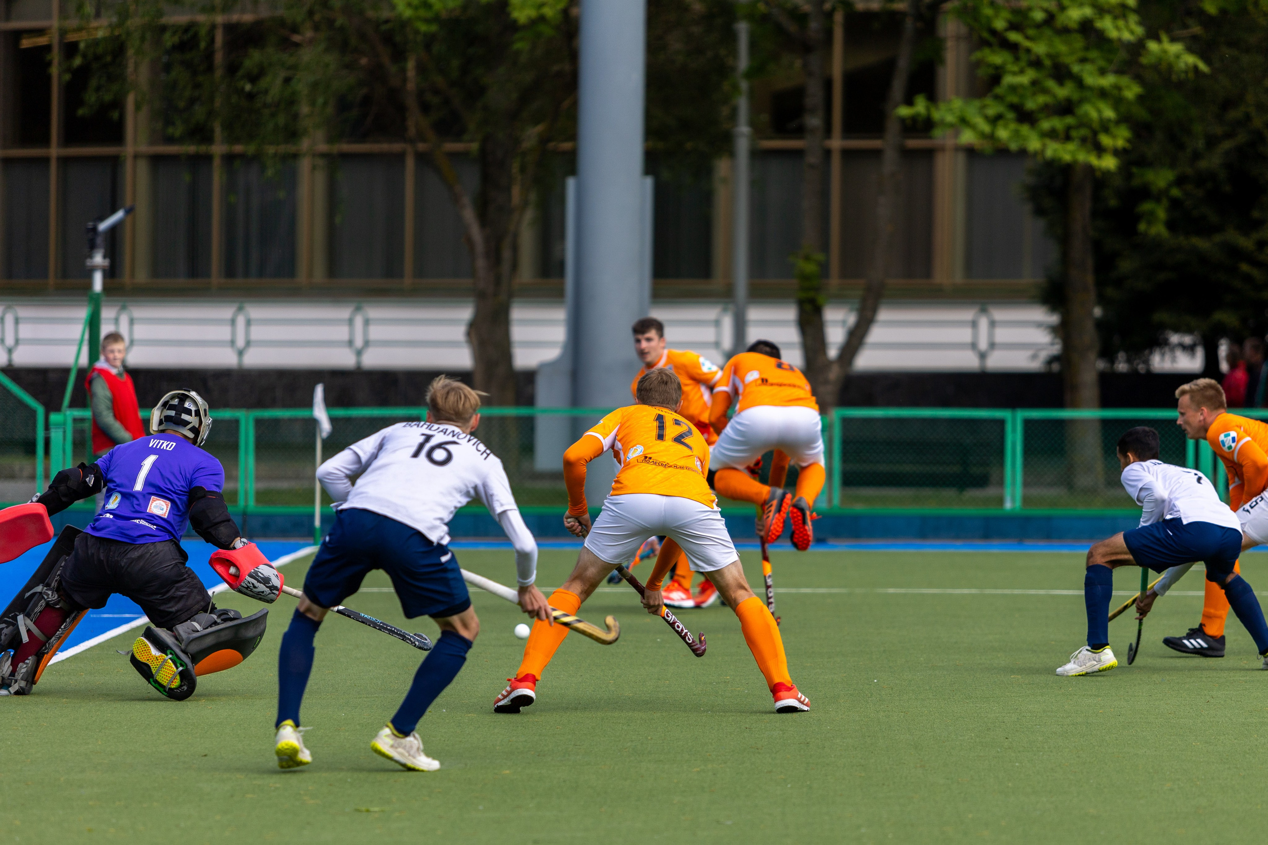 Хоккей на траве. ХК Минск — СК Строитель 11.05.2024. Профессиональный интерьерный и репортажный фотограф Минск и РБ. Максим Орлов