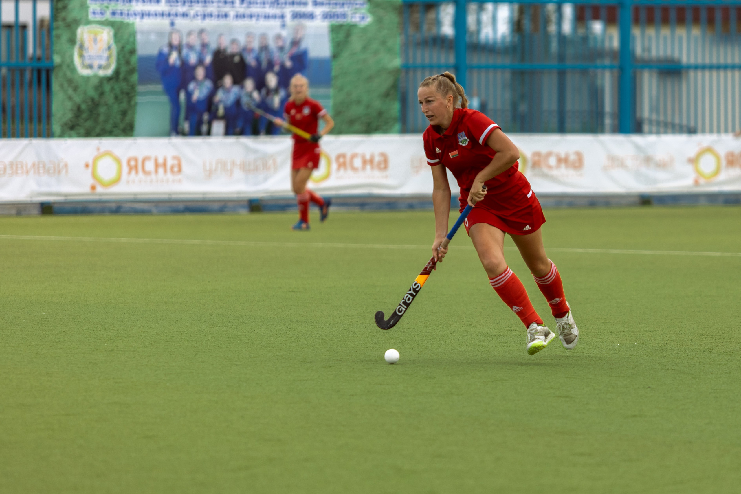Хоккей на траве. Девушки. Минск — Виктория. 16.06.2024. Профессиональный интерьерный и репортажный фотограф Минск и РБ. Максим Орлов
