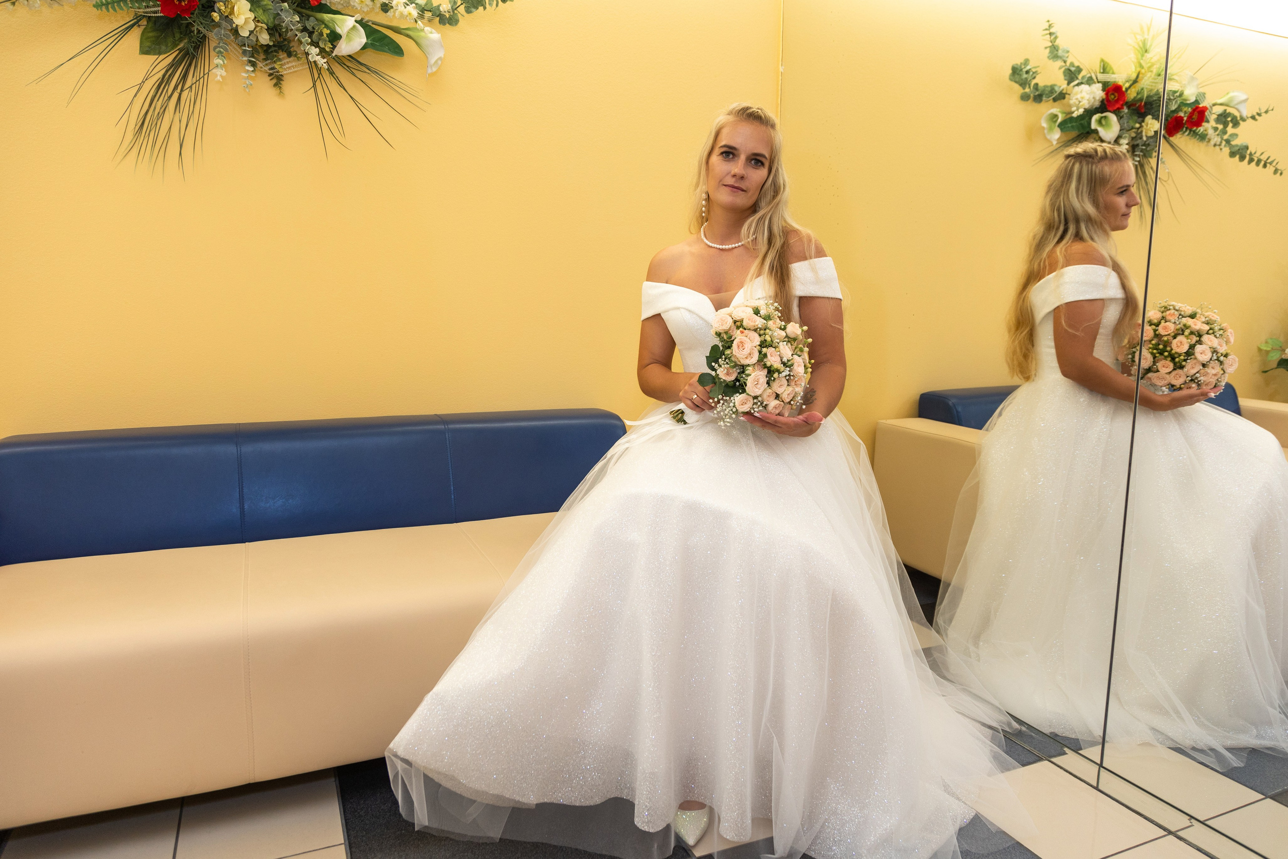 Свадебная фотосессия Дениса и Юли. Профессиональный интерьерный и репортажный фотограф Минск и РБ. Максим Орлов