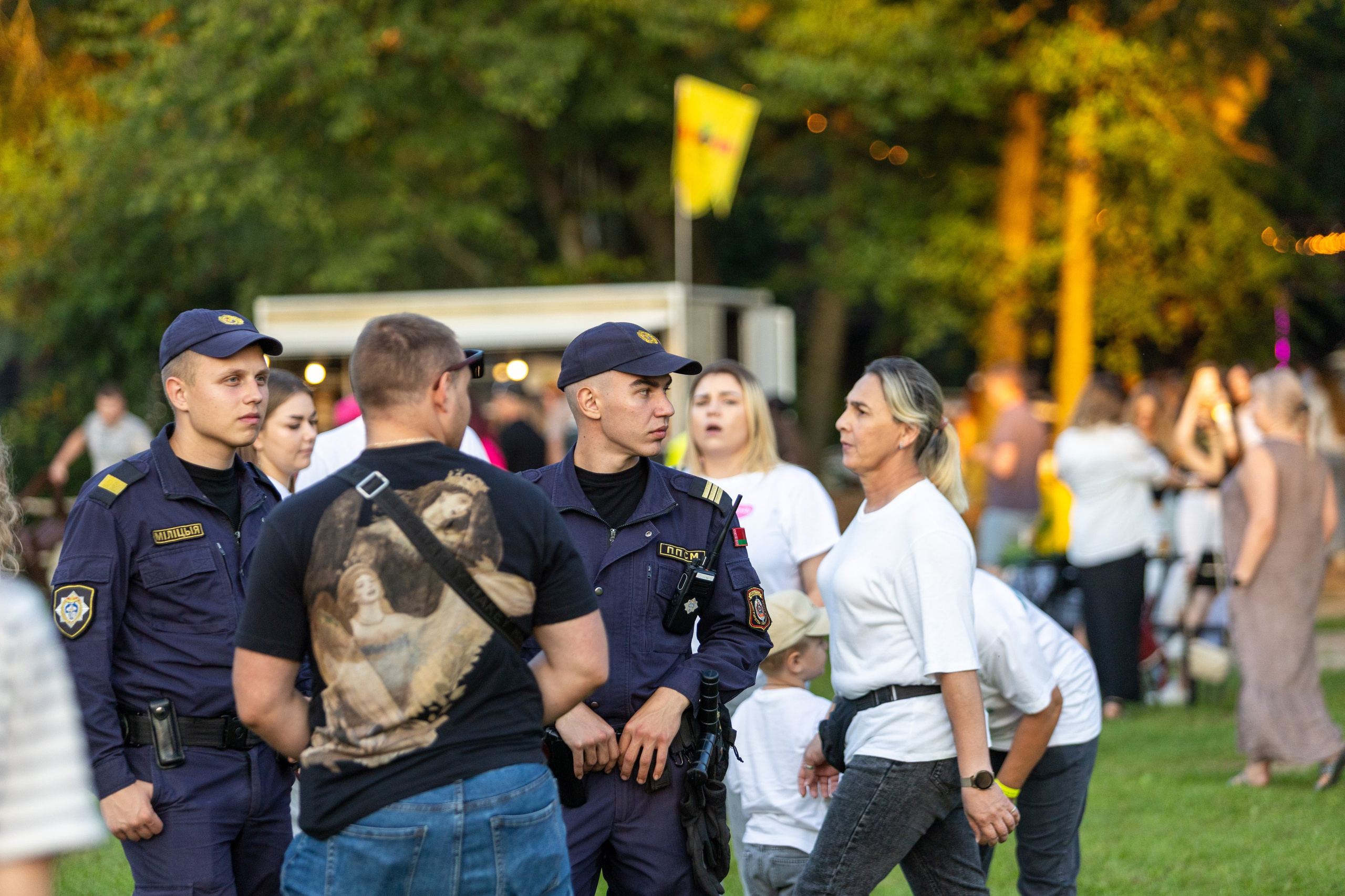 Дискохит. Профессиональный интерьерный и репортажный фотограф Минск и РБ. Максим Орлов