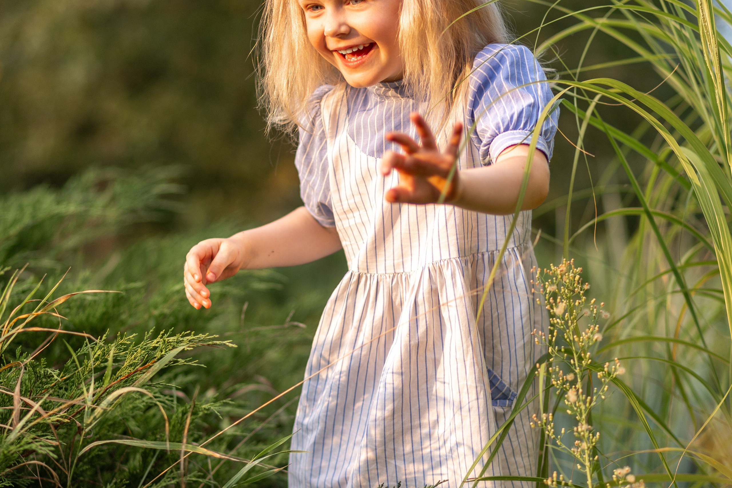 Стеша с мамой. Профессиональный интерьерный и репортажный фотограф Минск и РБ. Максим Орлов